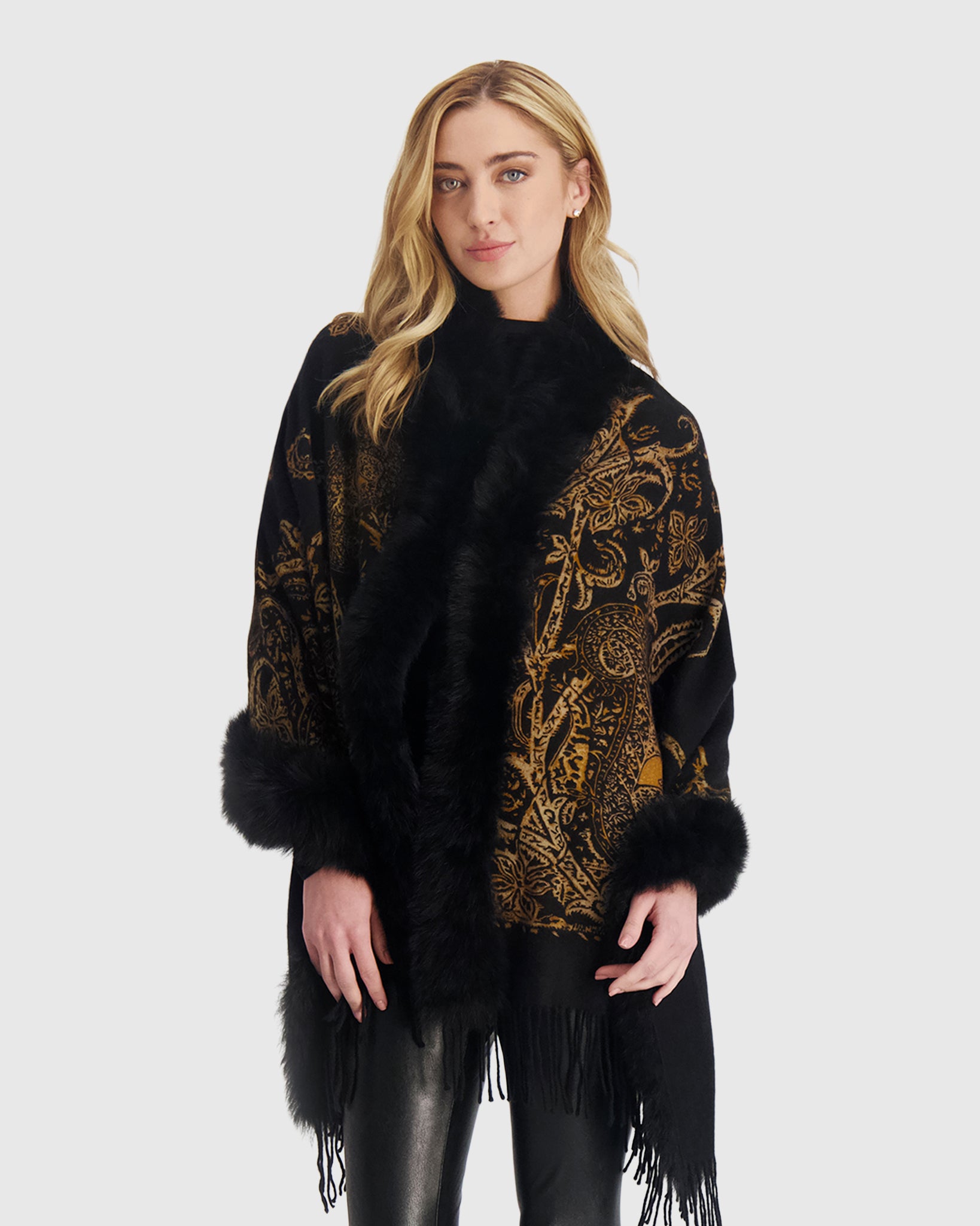 #Color_BLACK GOLD PAISLEY