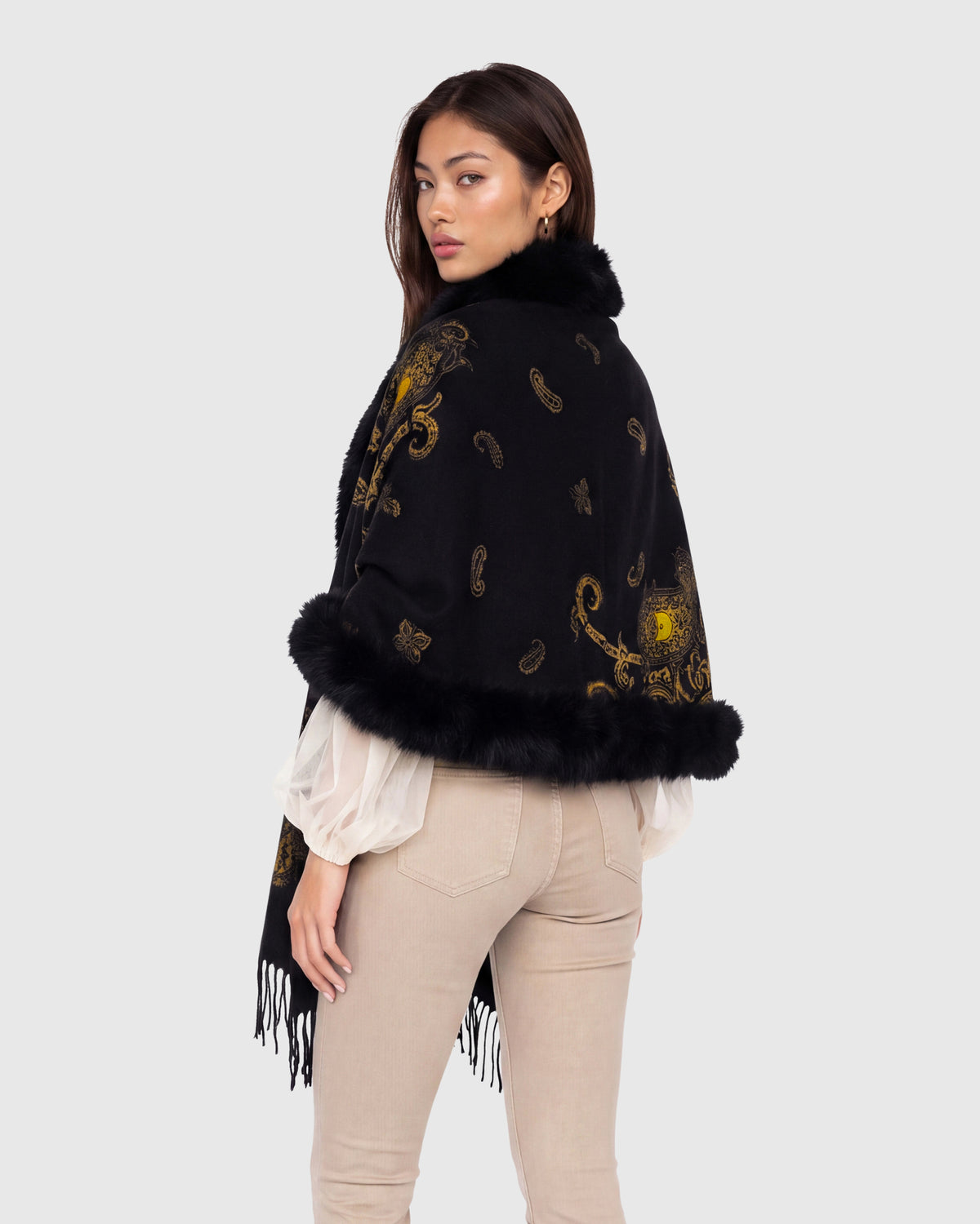 #Color_BLACK GOLD PAISLEY