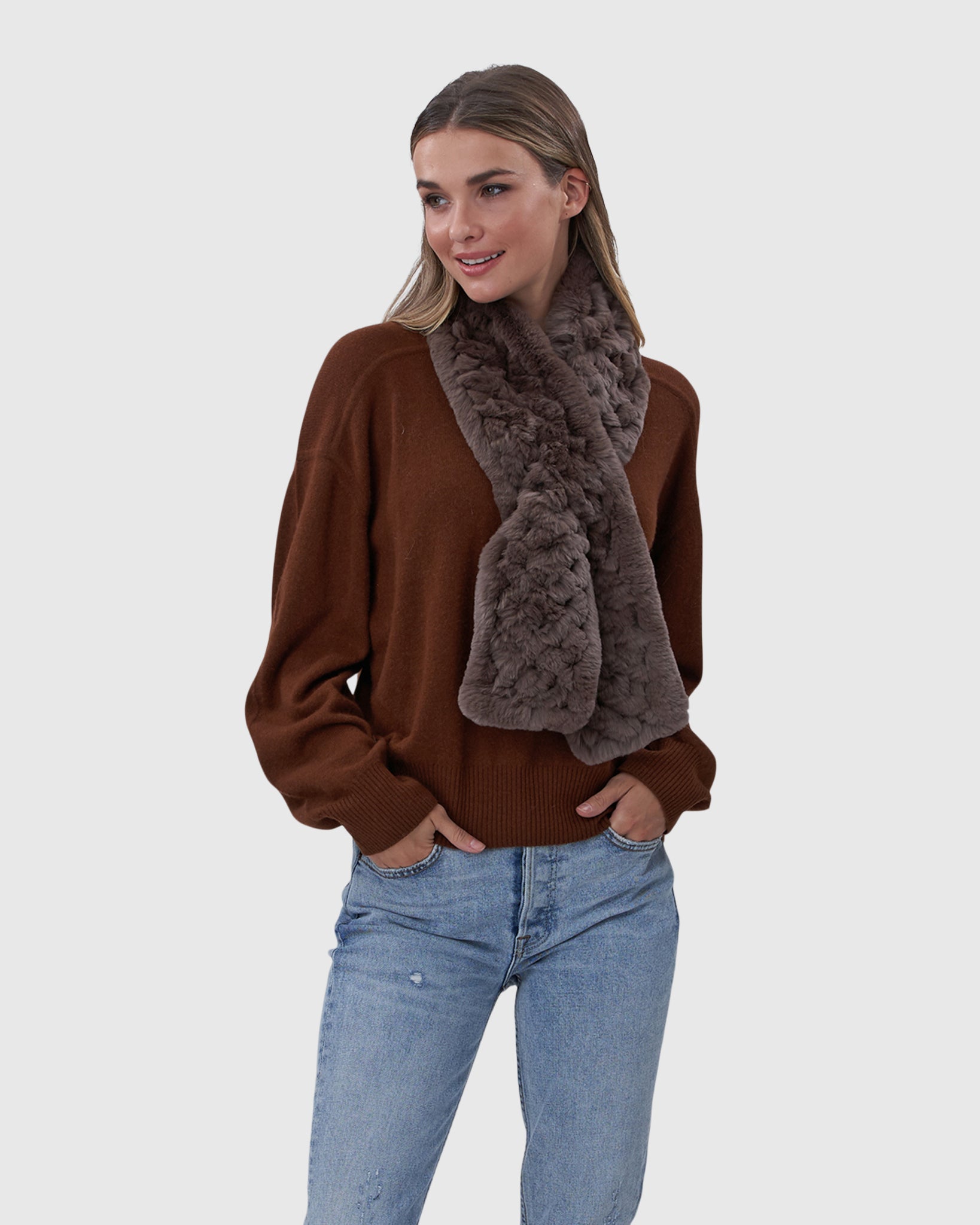 #Color_TAUPE