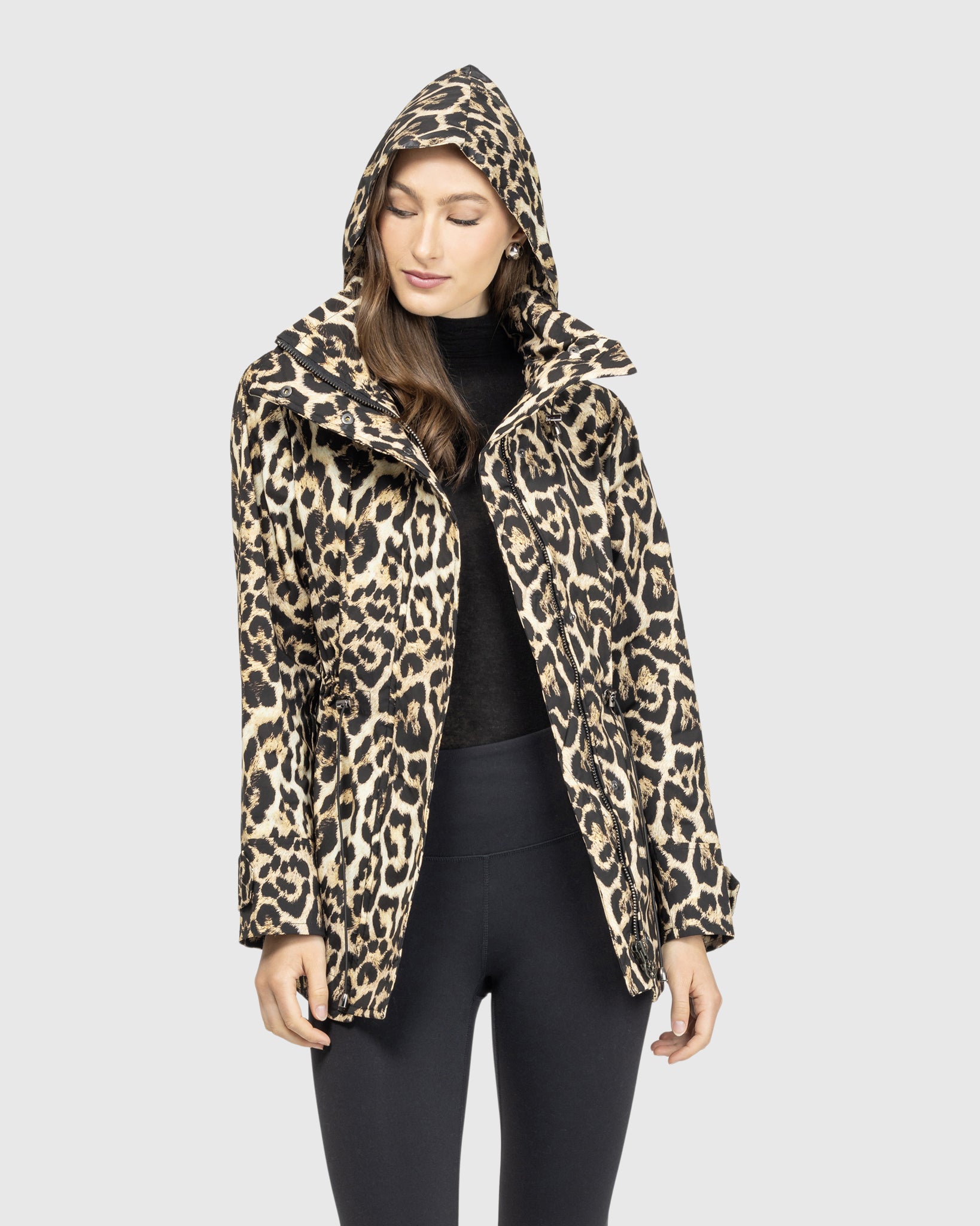 LIGHTWEIGHT JACKET WITH CONCEALED HOOD