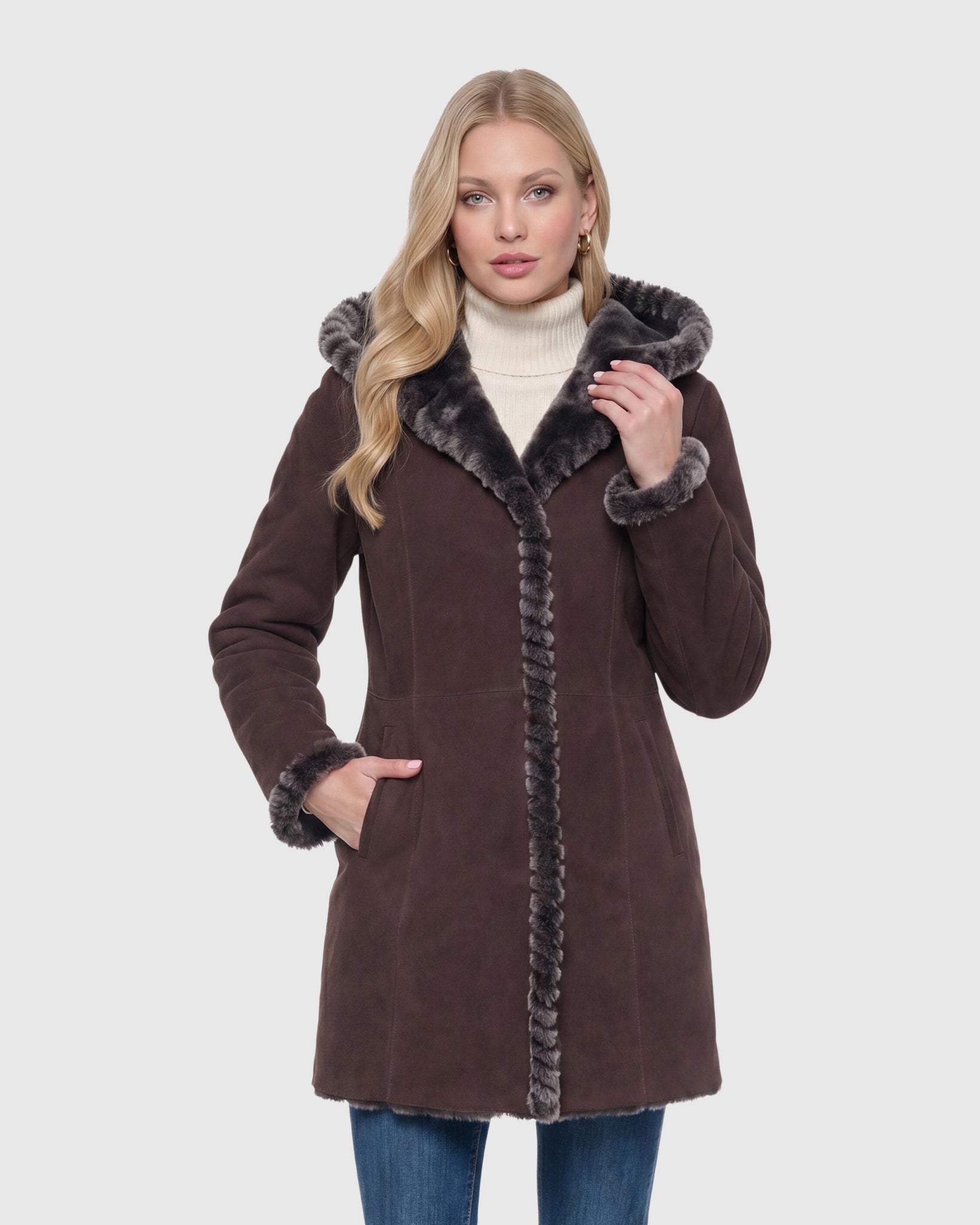 #Color_Brown Brisa