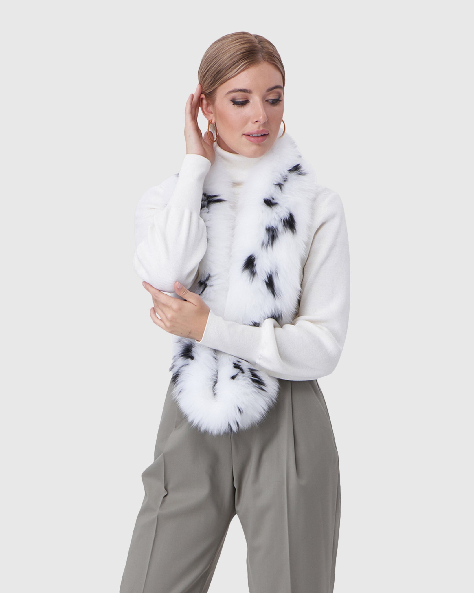 #Color_WHITE/BLACK SPOTTED