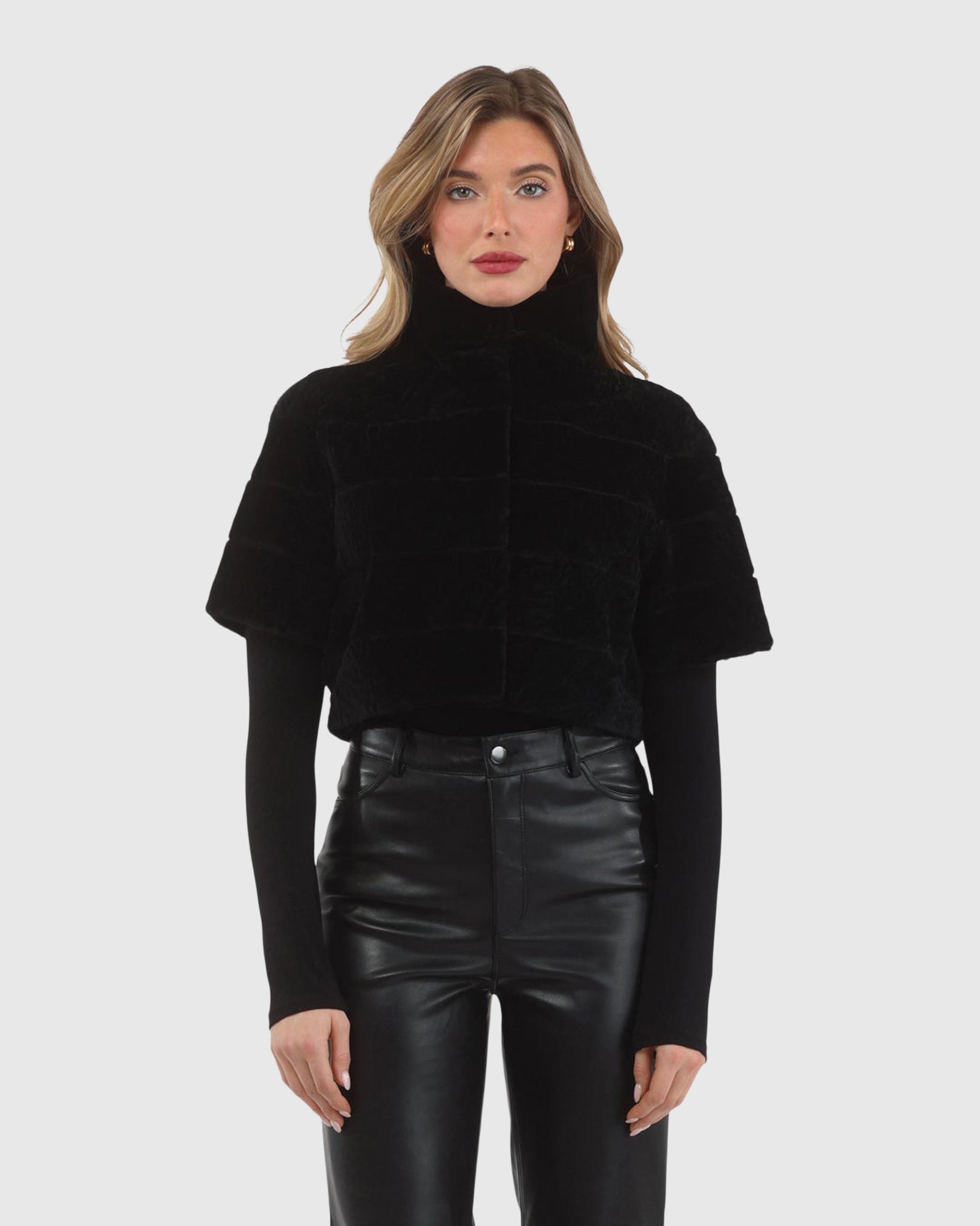 #Color_BLACK/BLACK