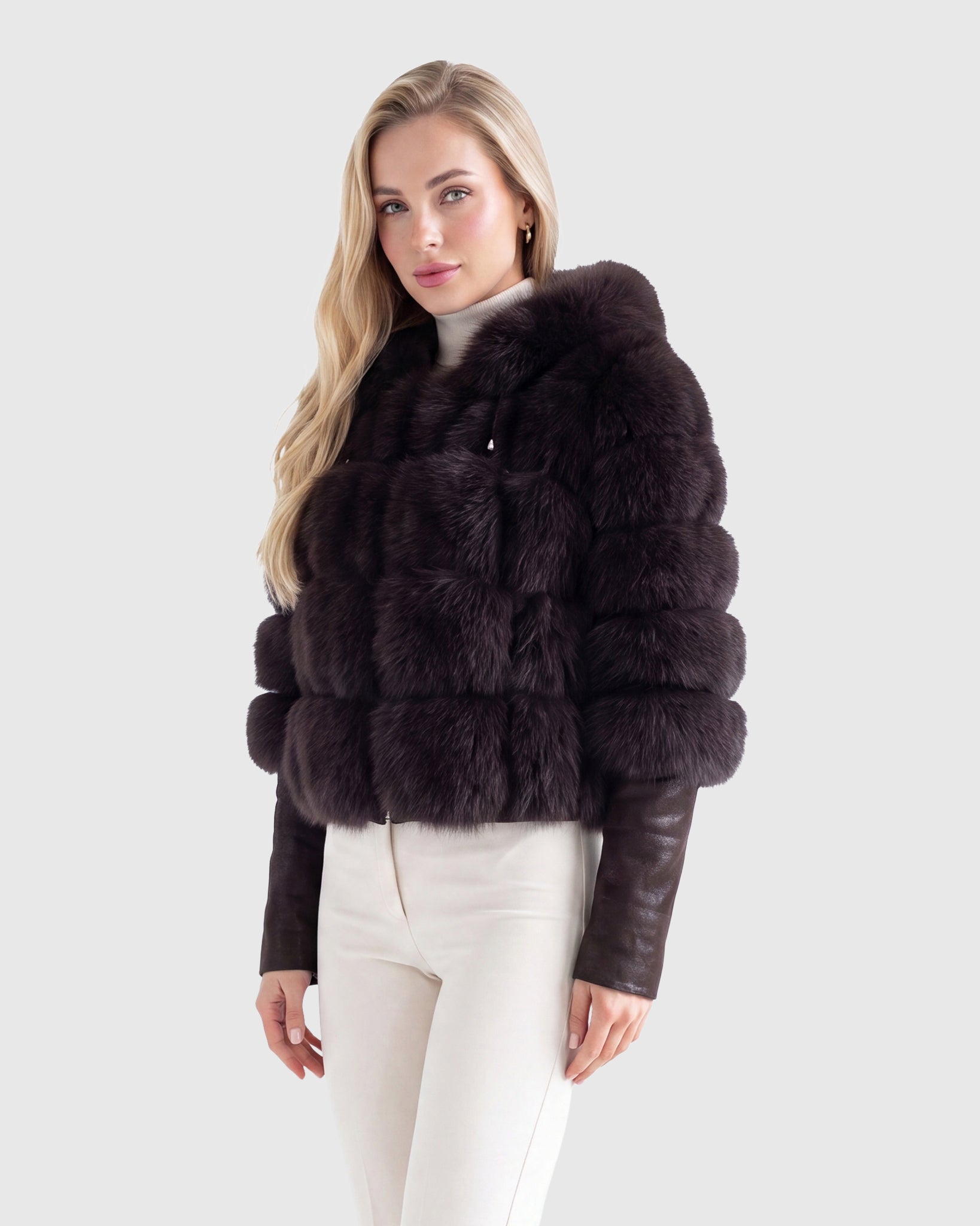 CROPPED FOX JACKET WITH DETACHABLE HOOD AND WITH METIS SUEDE LOWER SLEEVES