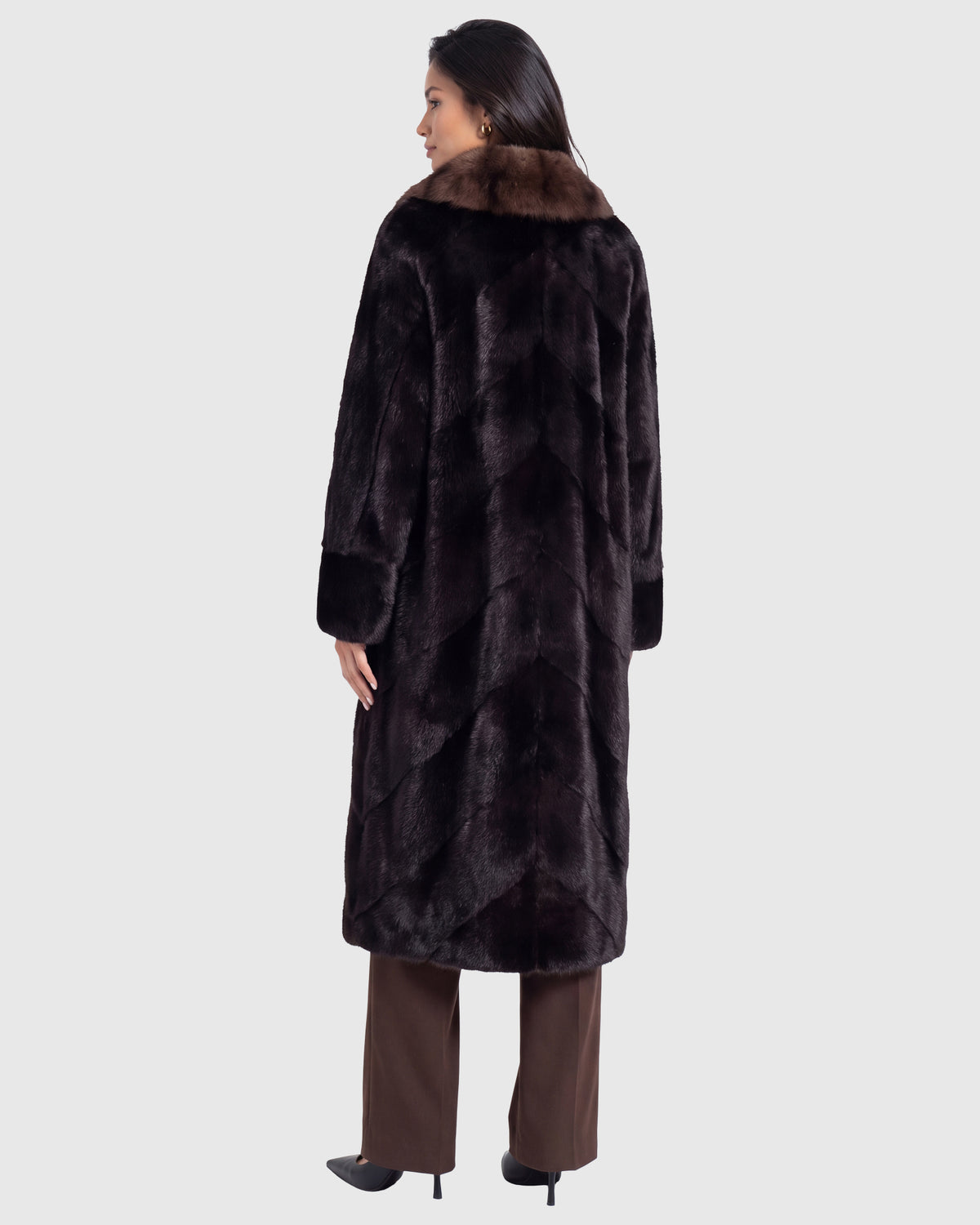 MINK SHORT COAT WITH SABLE COLLAR