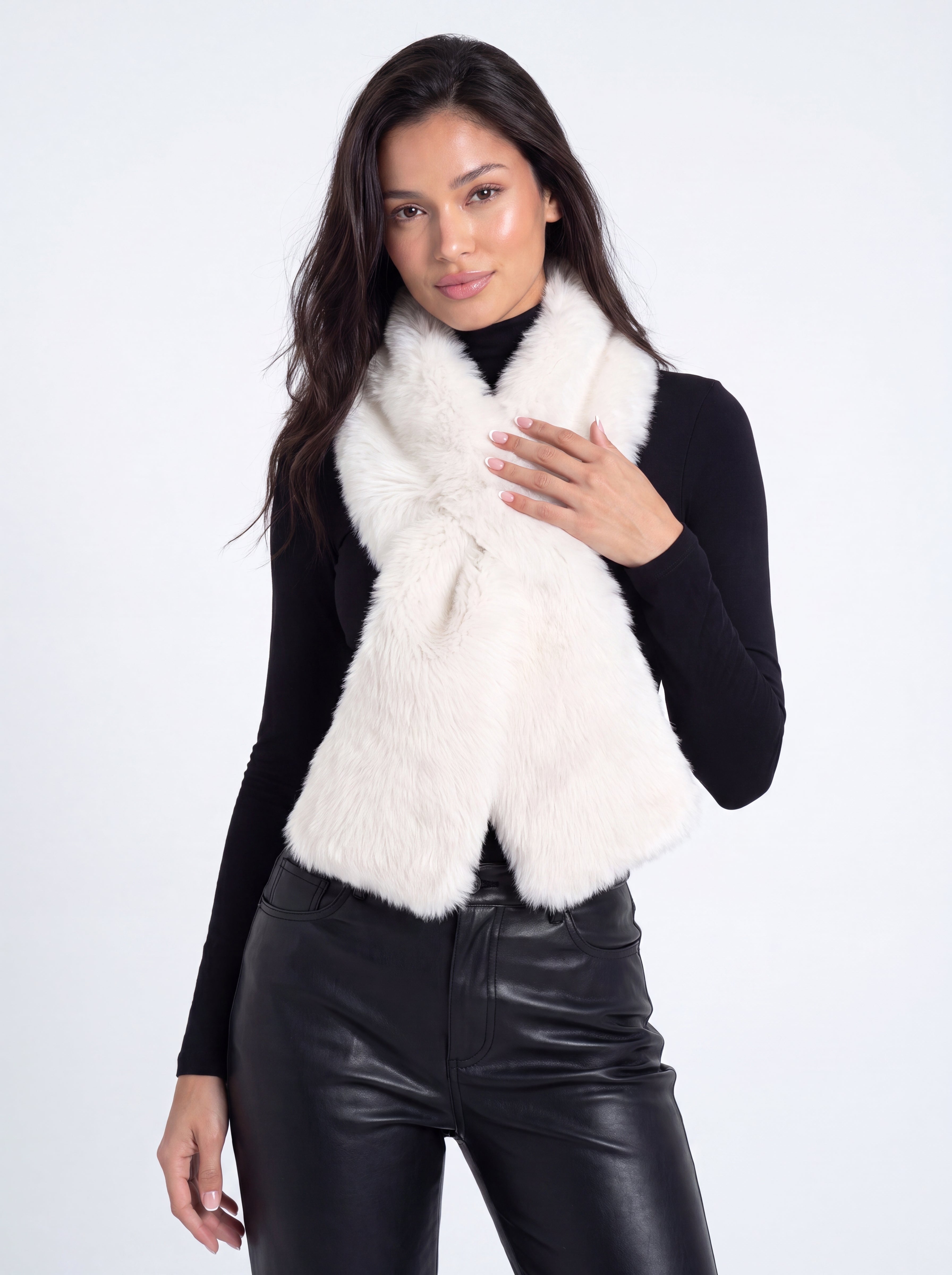 MERINILLO SHEARLING LAMB SCARF