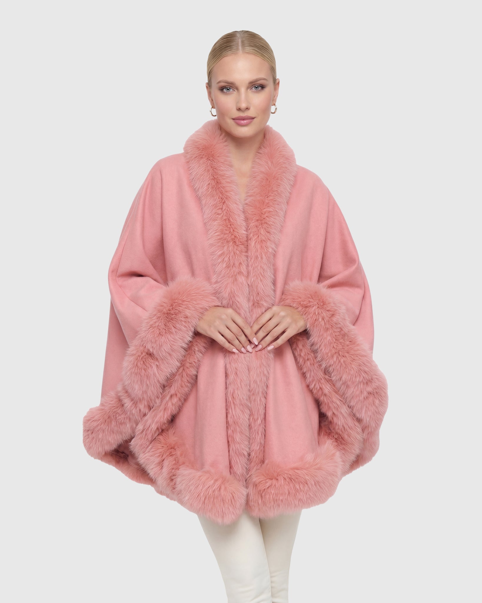 #Color_Light Pink