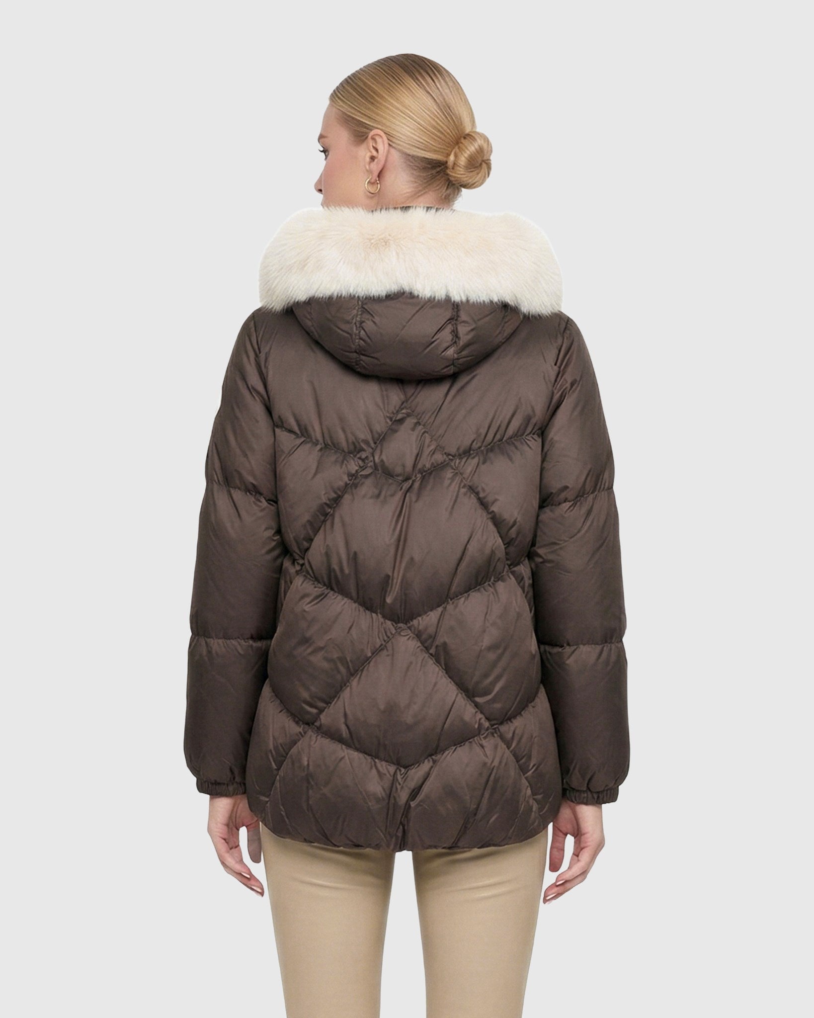#Color_Brown/Iceberg