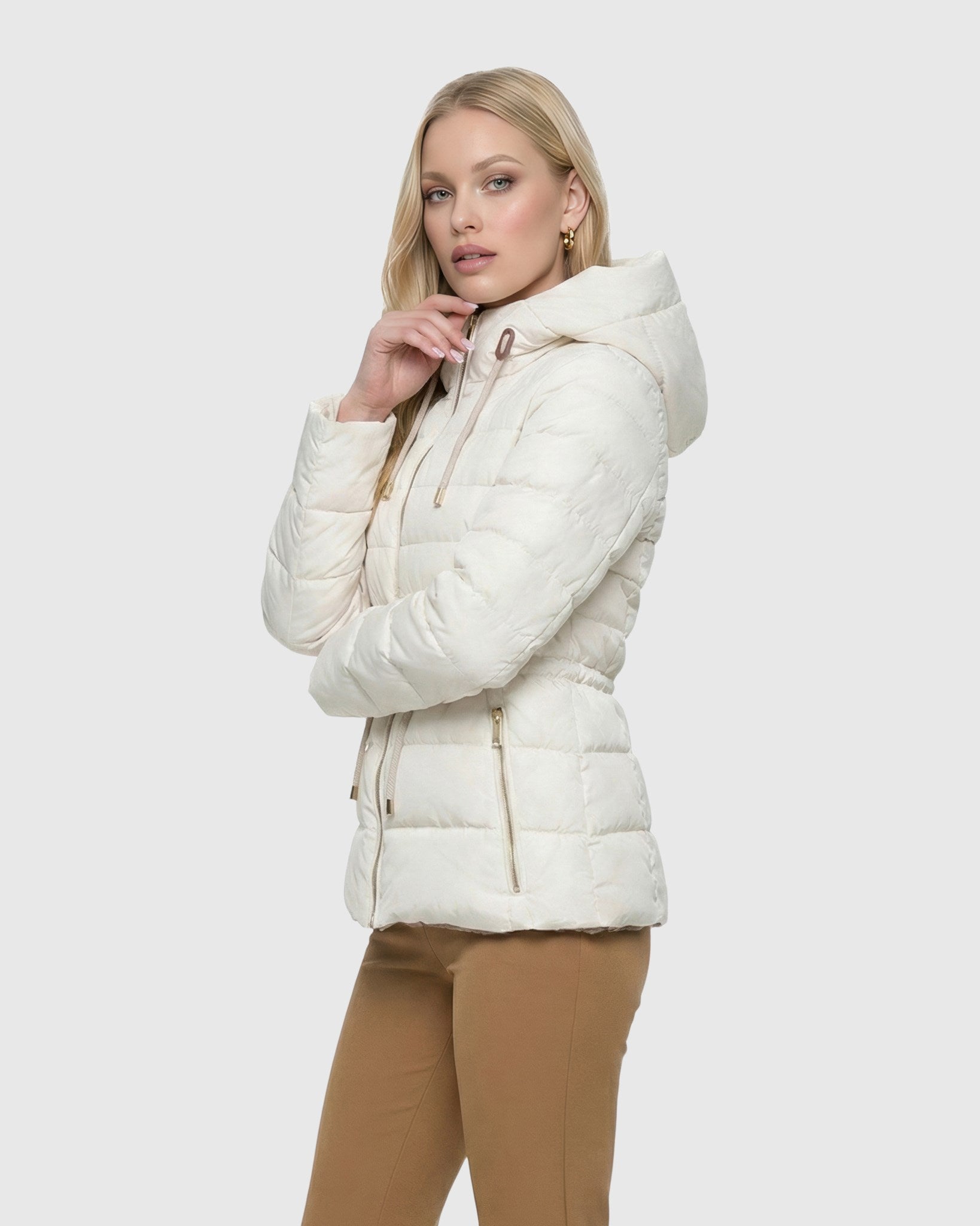 #Color_Beige