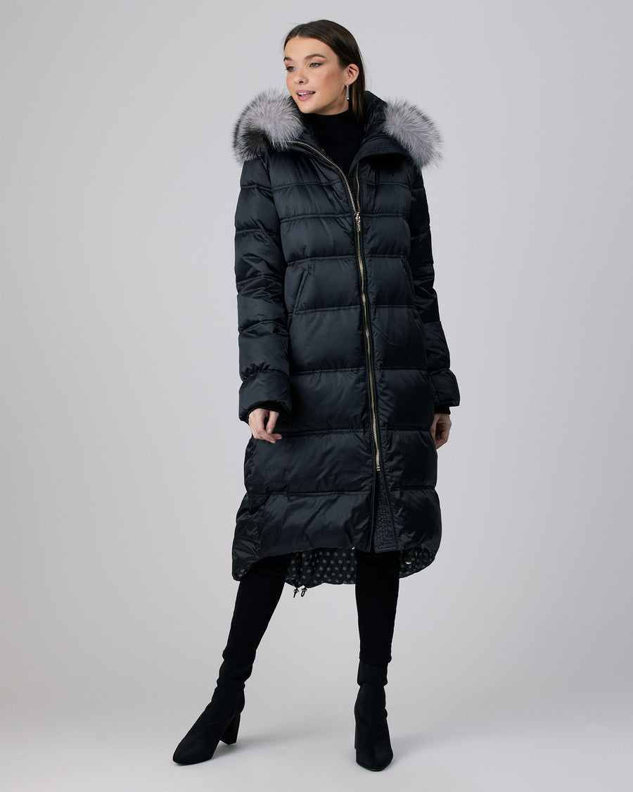 Après-Ski Jacket With Detachable Fox Hood Trim