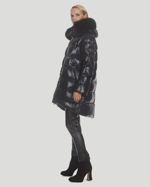Après-Ski Jacket With Detachable Fox Hood Trim