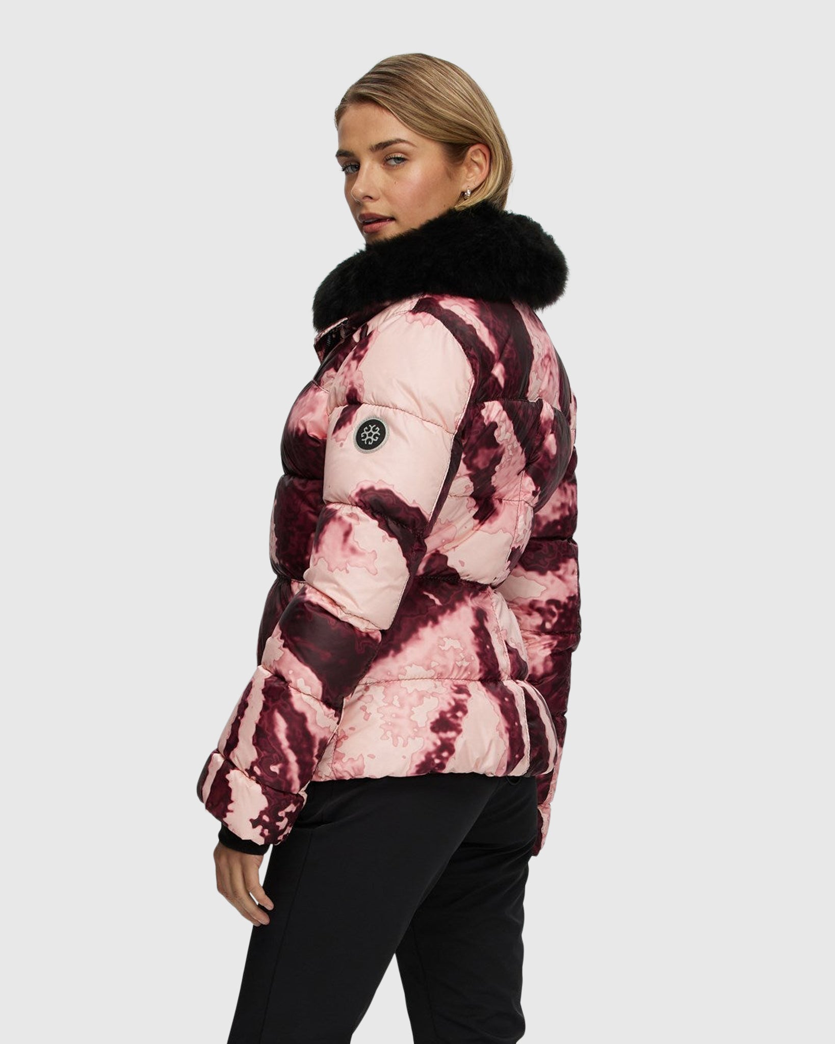 #Color_BURGUNDY ABSTRACT/BLACK