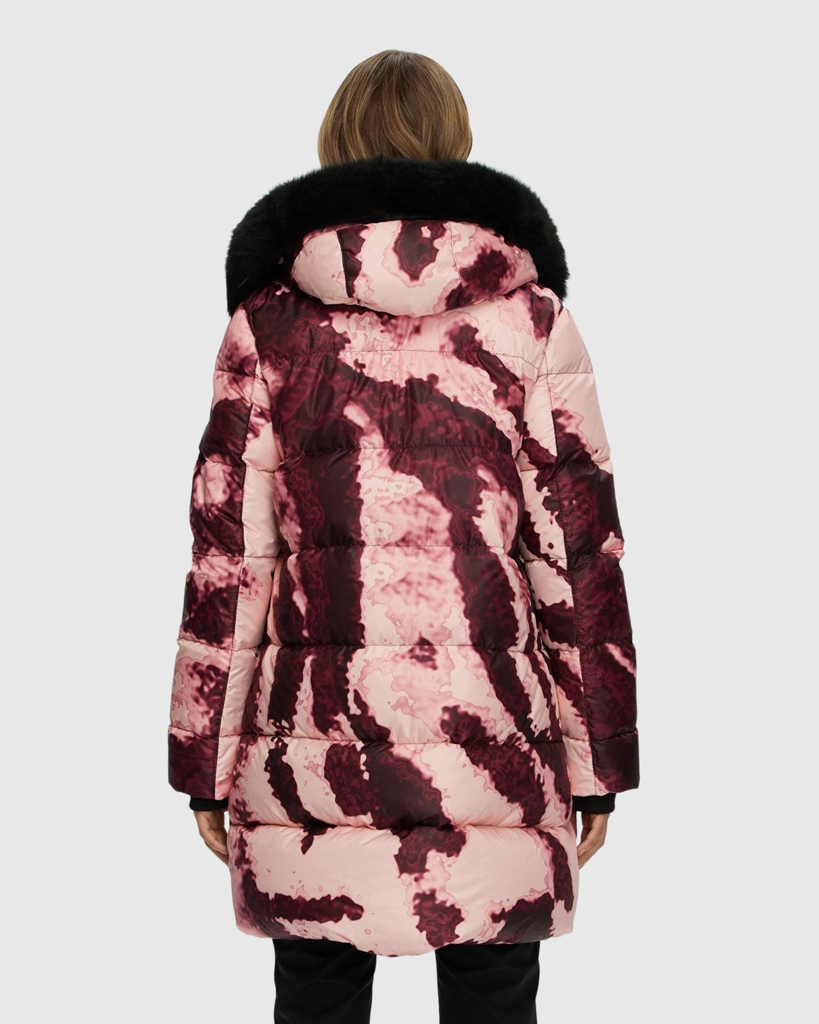 #Color_BURGUNDY ABSTRACT/BLACK