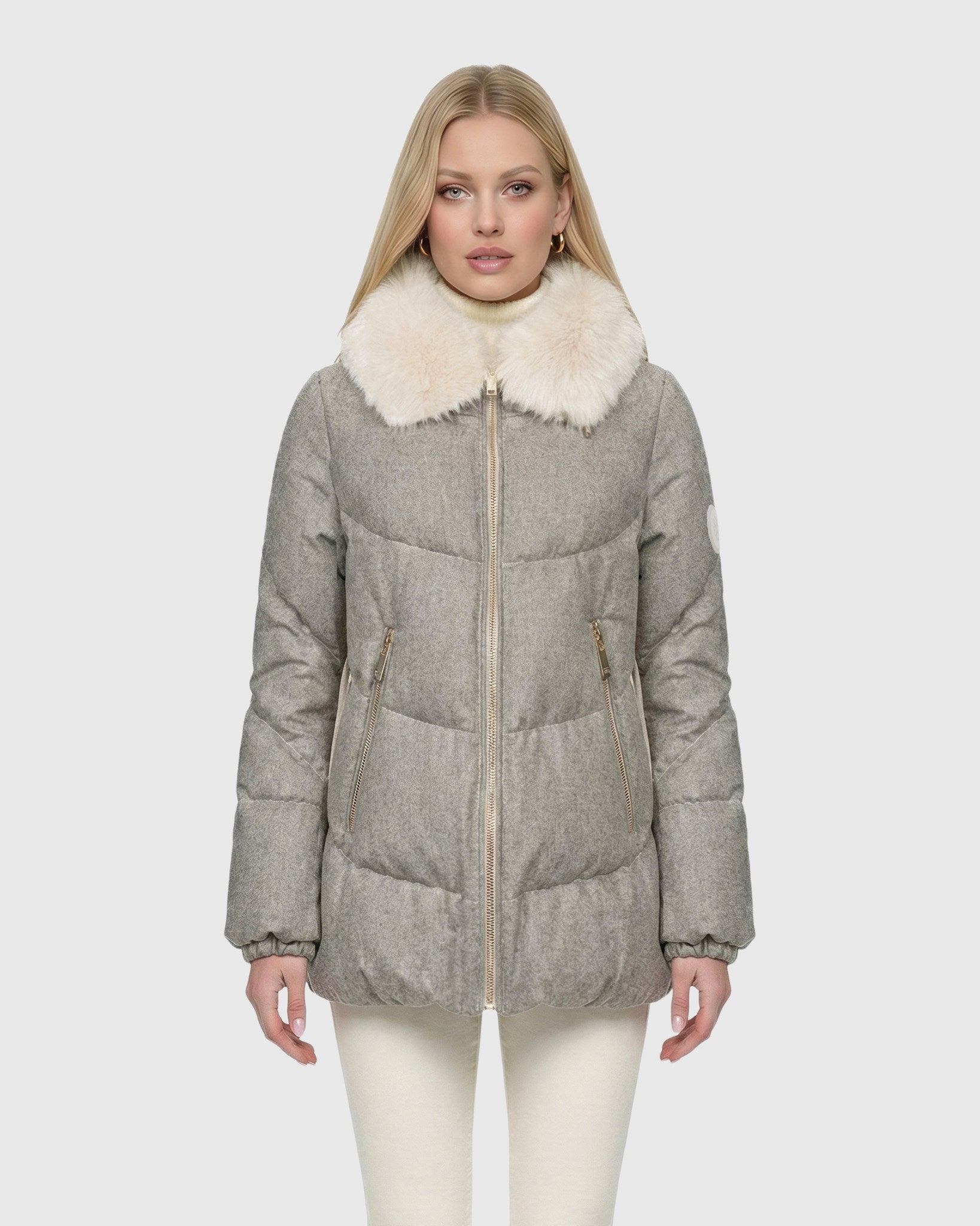 #Color_Taupe/Beige/Iceberg