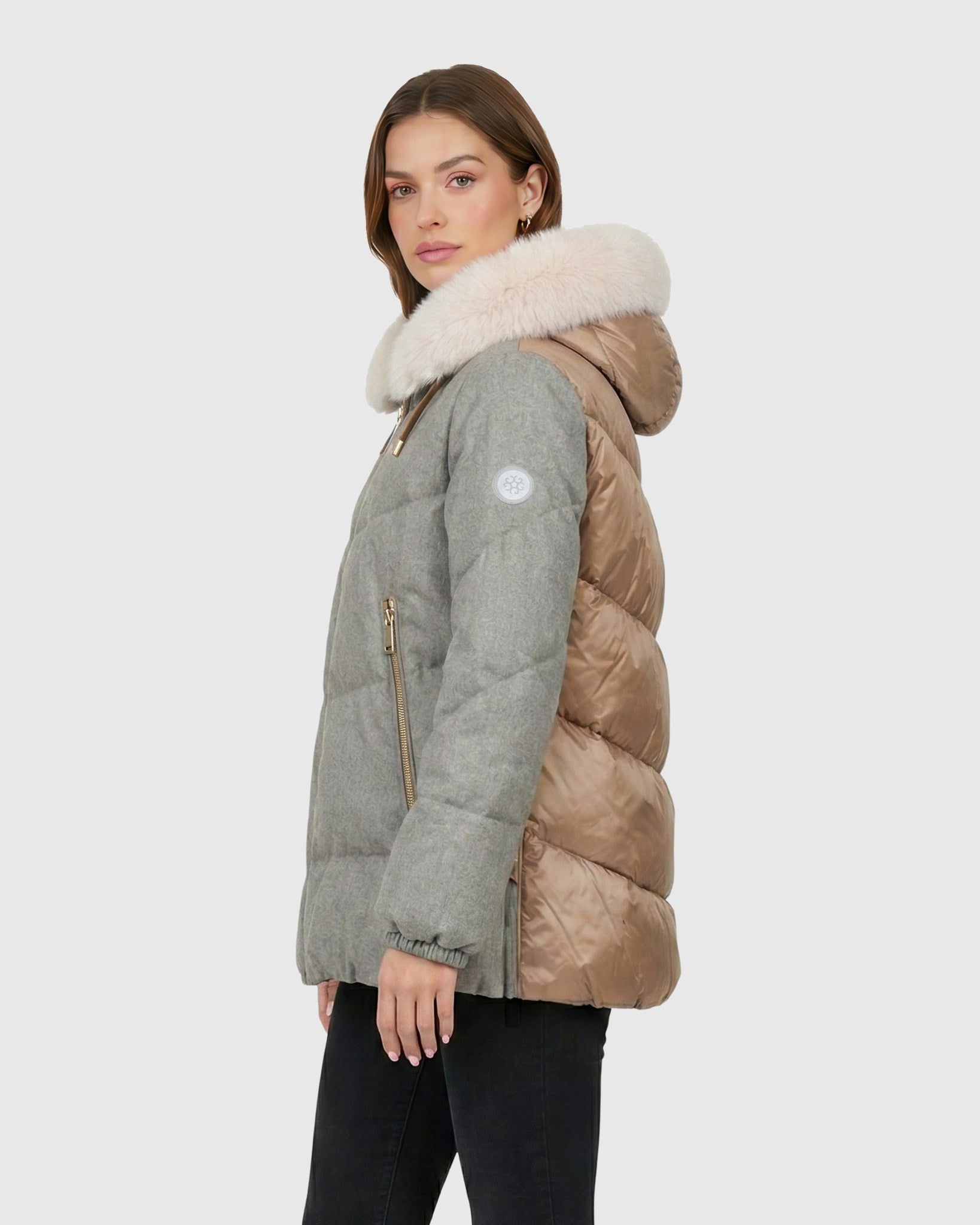 #Color_Taupe/Camel/Iceberg