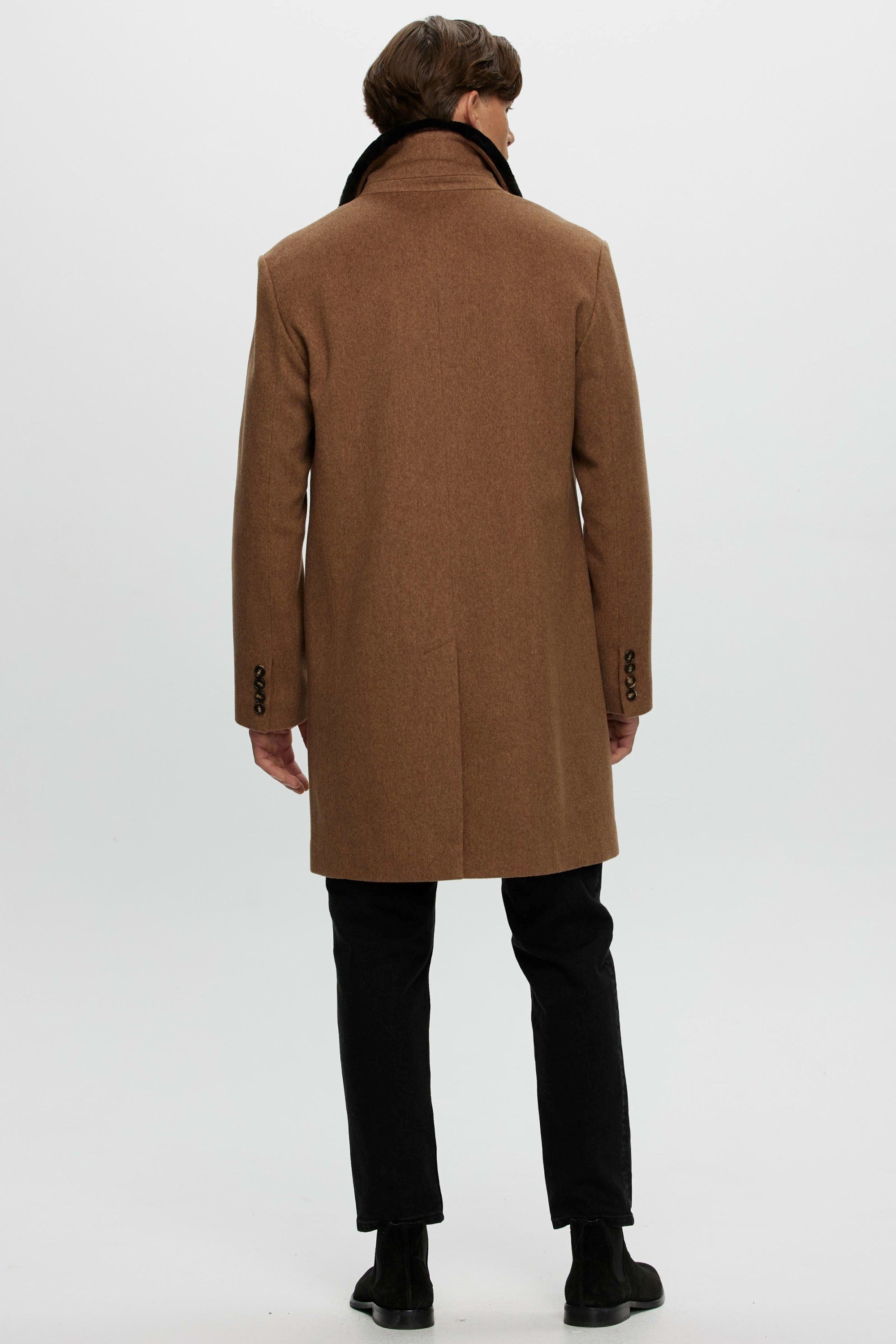 Men's Short Coat Crafted From Loro Piana Wool with Select Shearling Lamb Collar