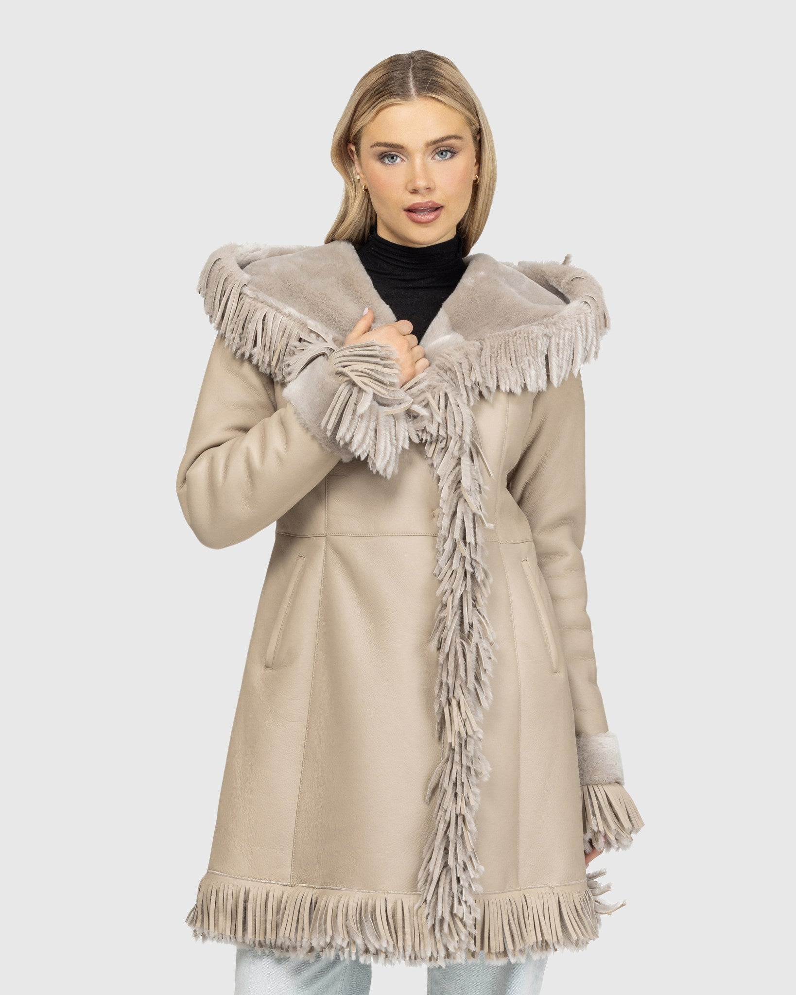 #Color_TAUPE BRISA