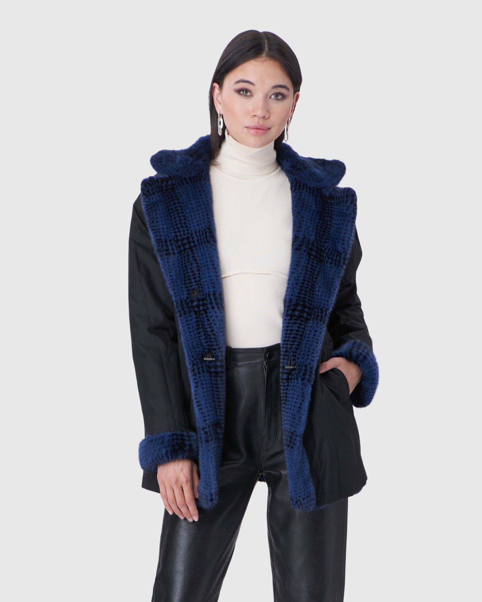 #Color_BLUE PLAID/BLACK