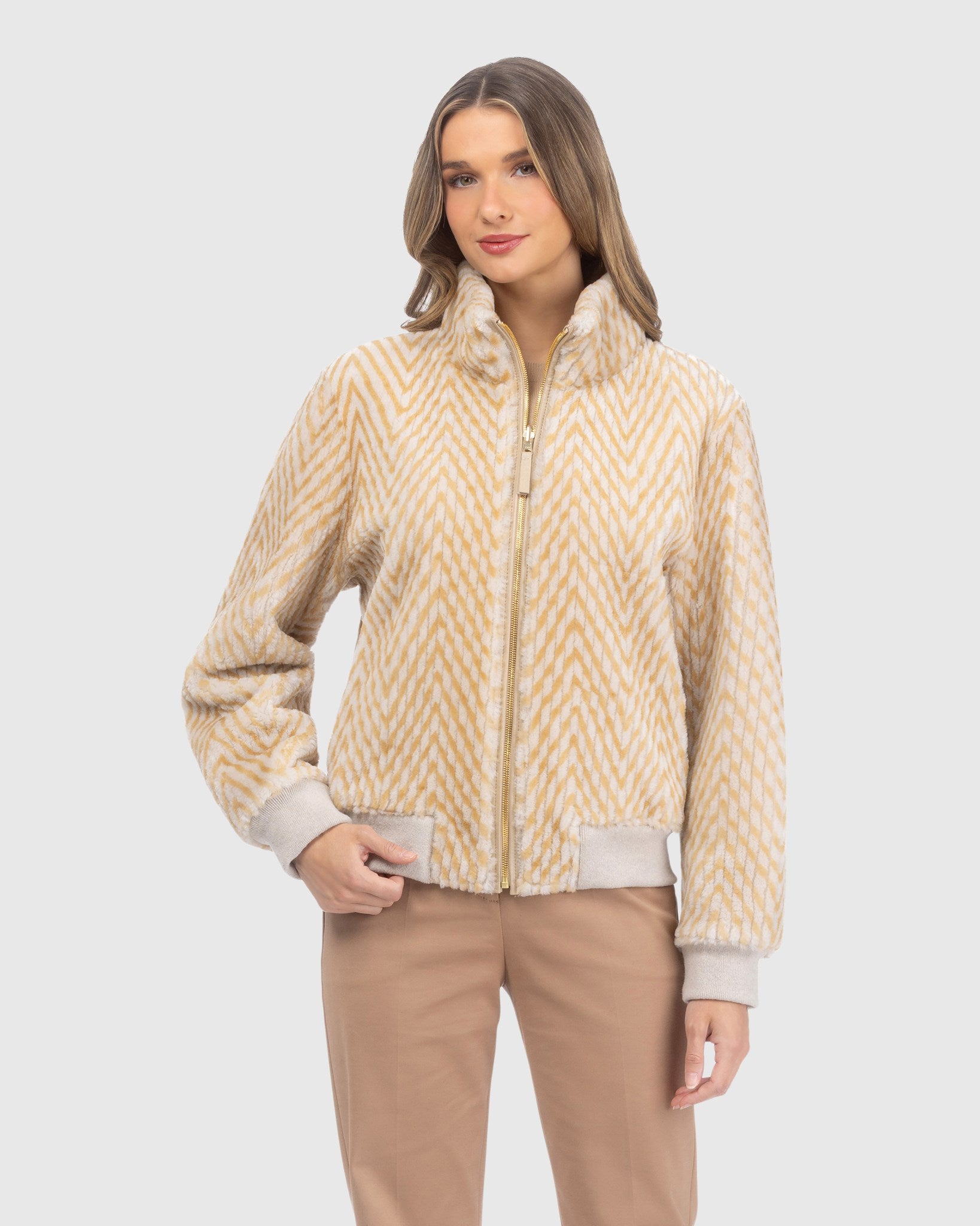 #Color_CREAM/PALOMINO