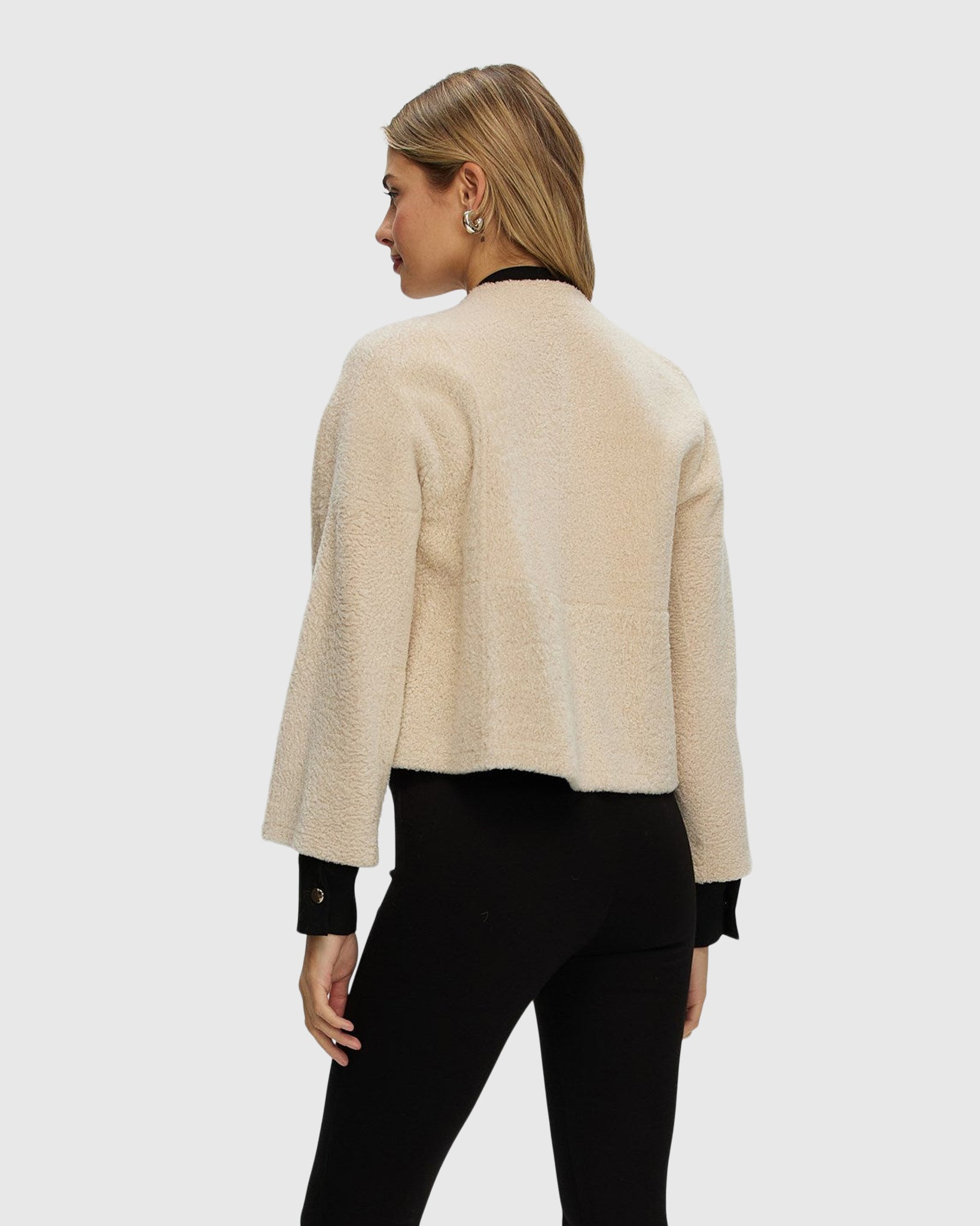 #Color_BEIGE