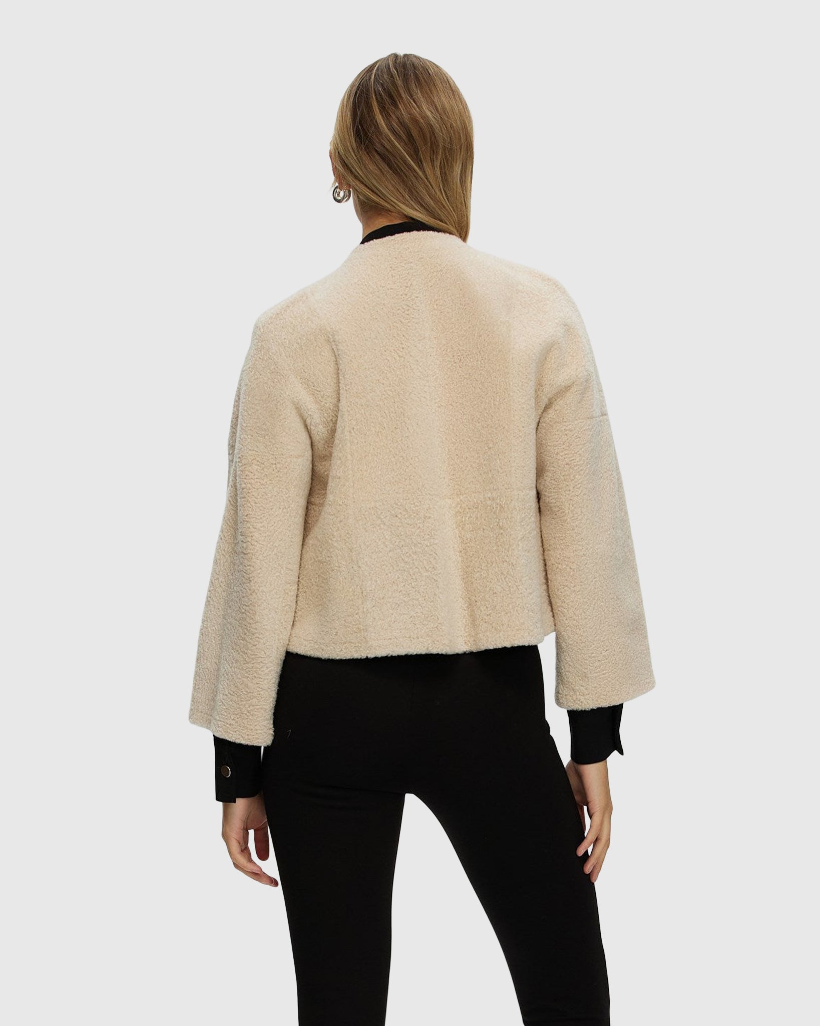 #Color_BEIGE