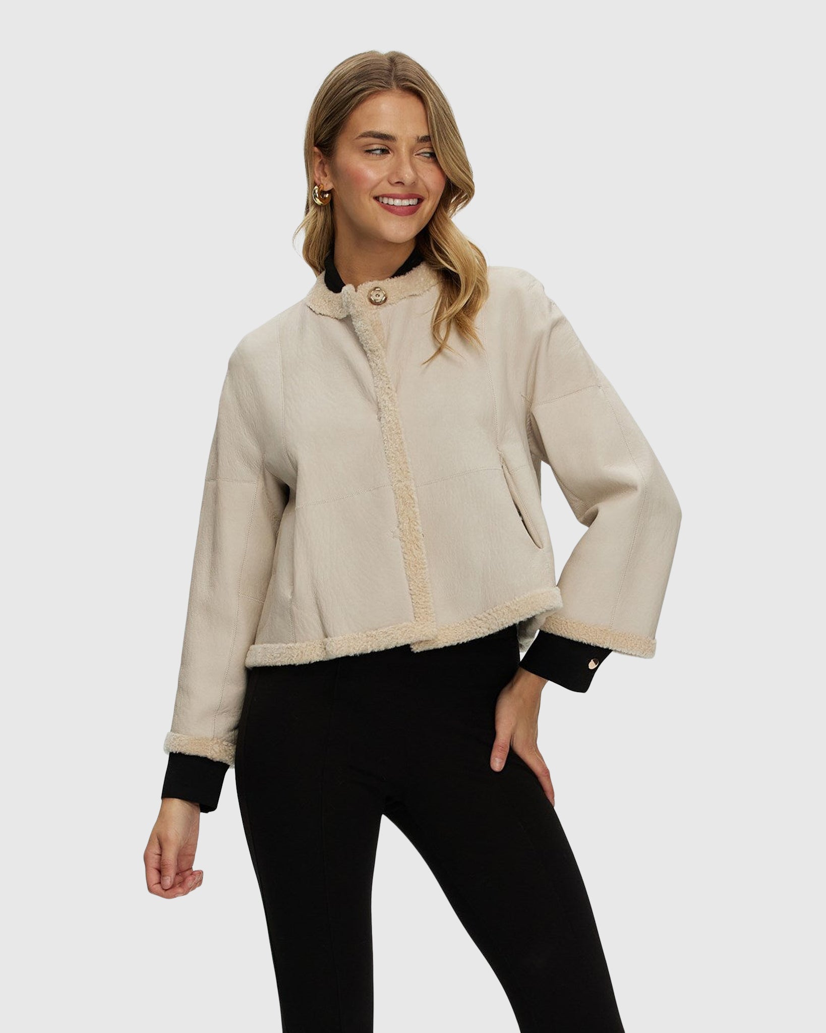 #Color_BEIGE