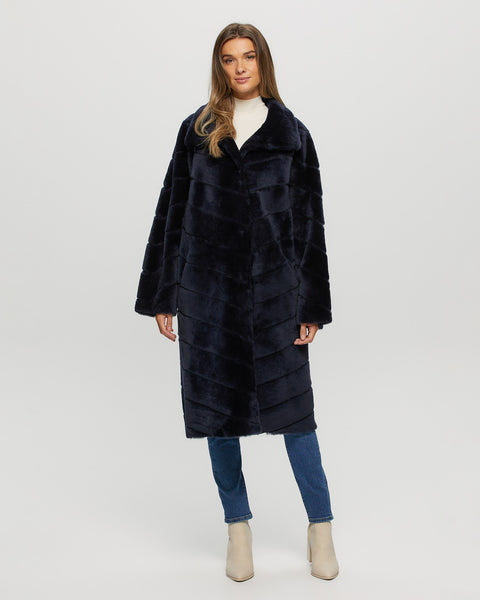 REVERSIBLE MERINO SHEARLING LAMB CHEVRON SHORT COAT
