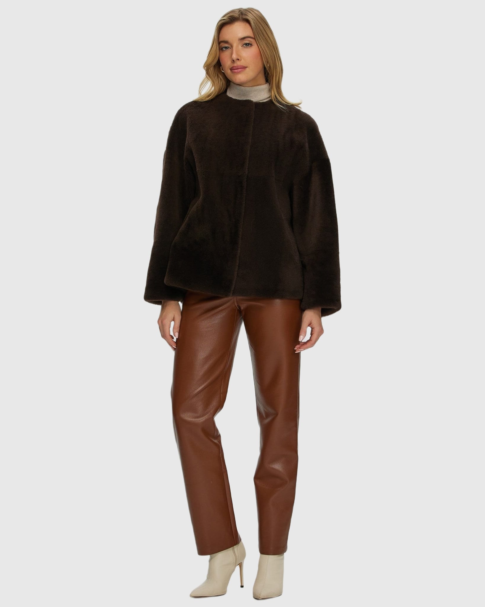 #Color_DARK BROWN