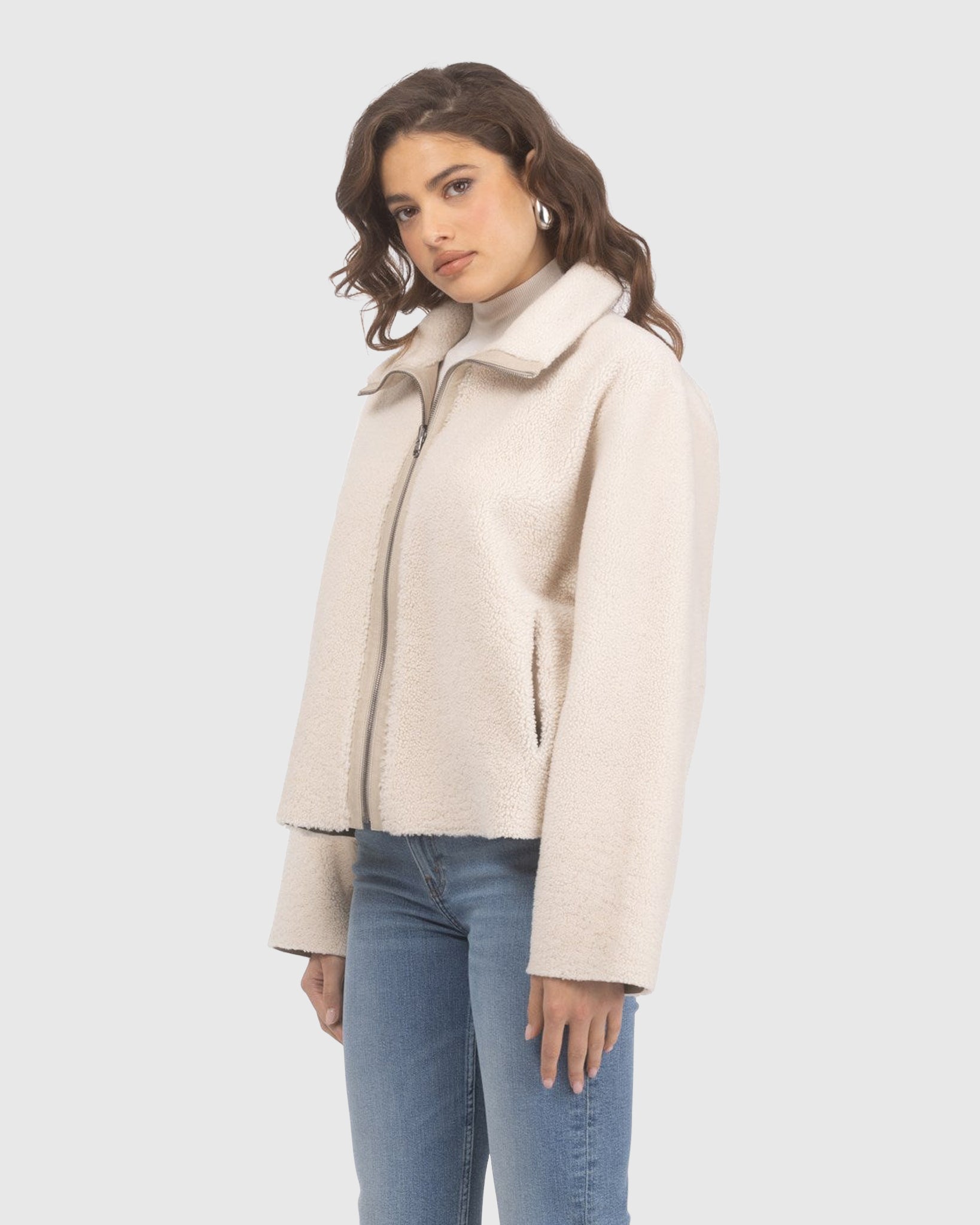 #Color_BEIGE/BEIGE