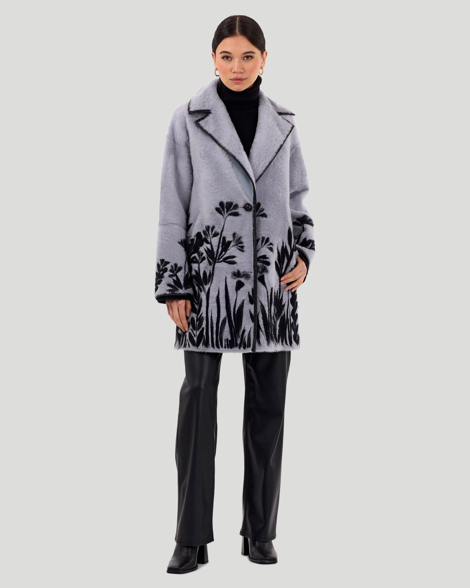 Reversible Select Shearling Lamb Stroller with Floral Embroidery