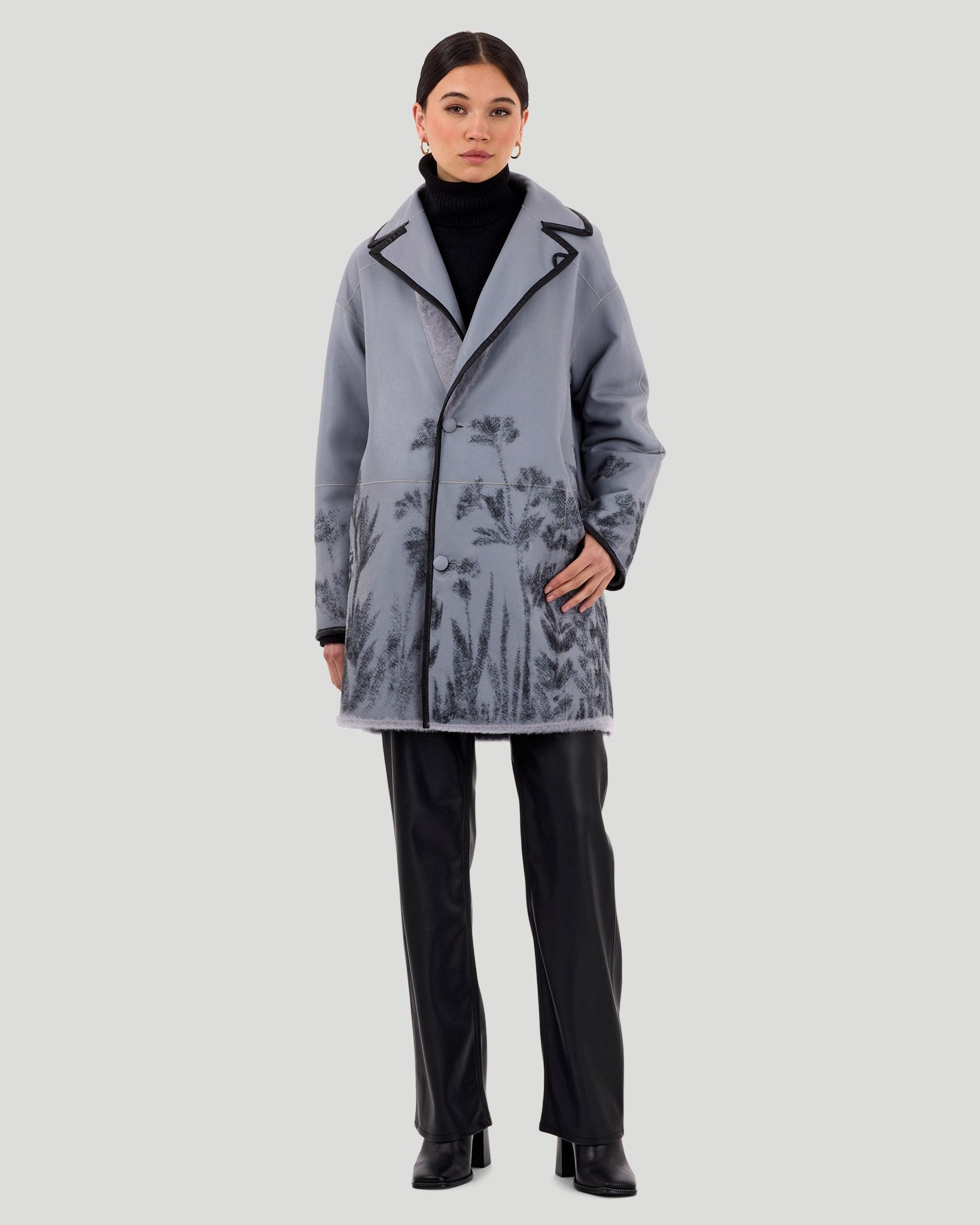 Reversible Select Shearling Lamb Stroller with Floral Embroidery