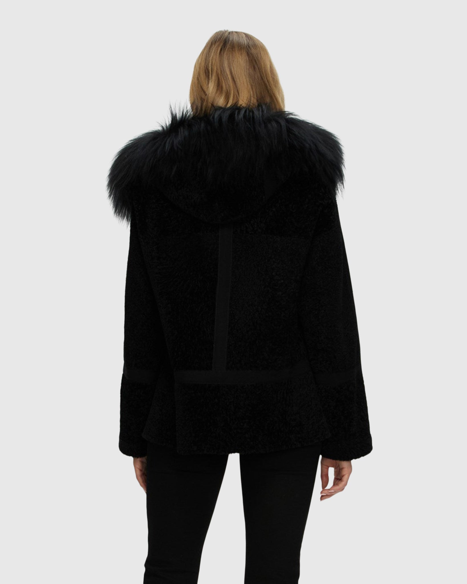 #Color_BLACK