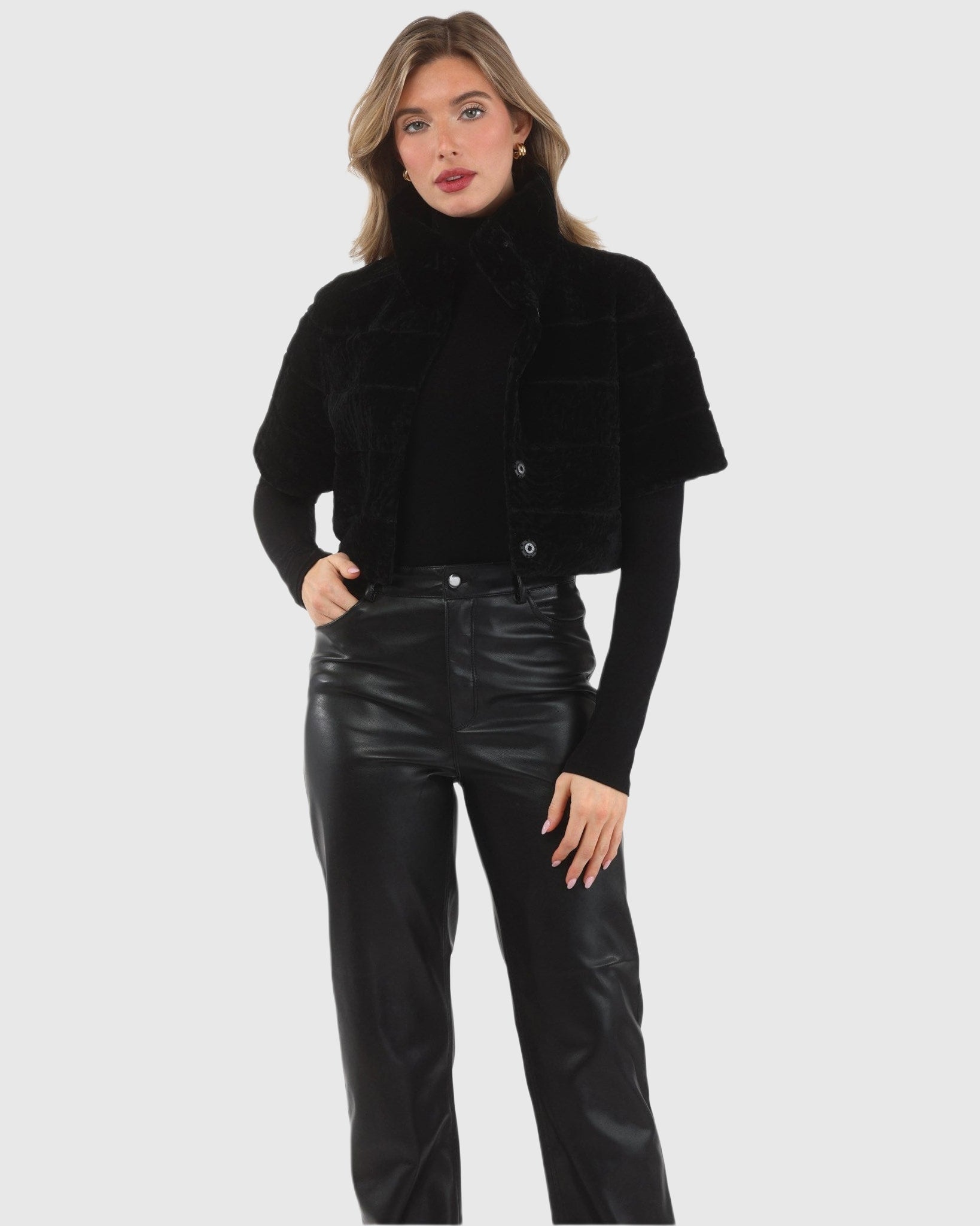 #Color_BLACK/BLACK
