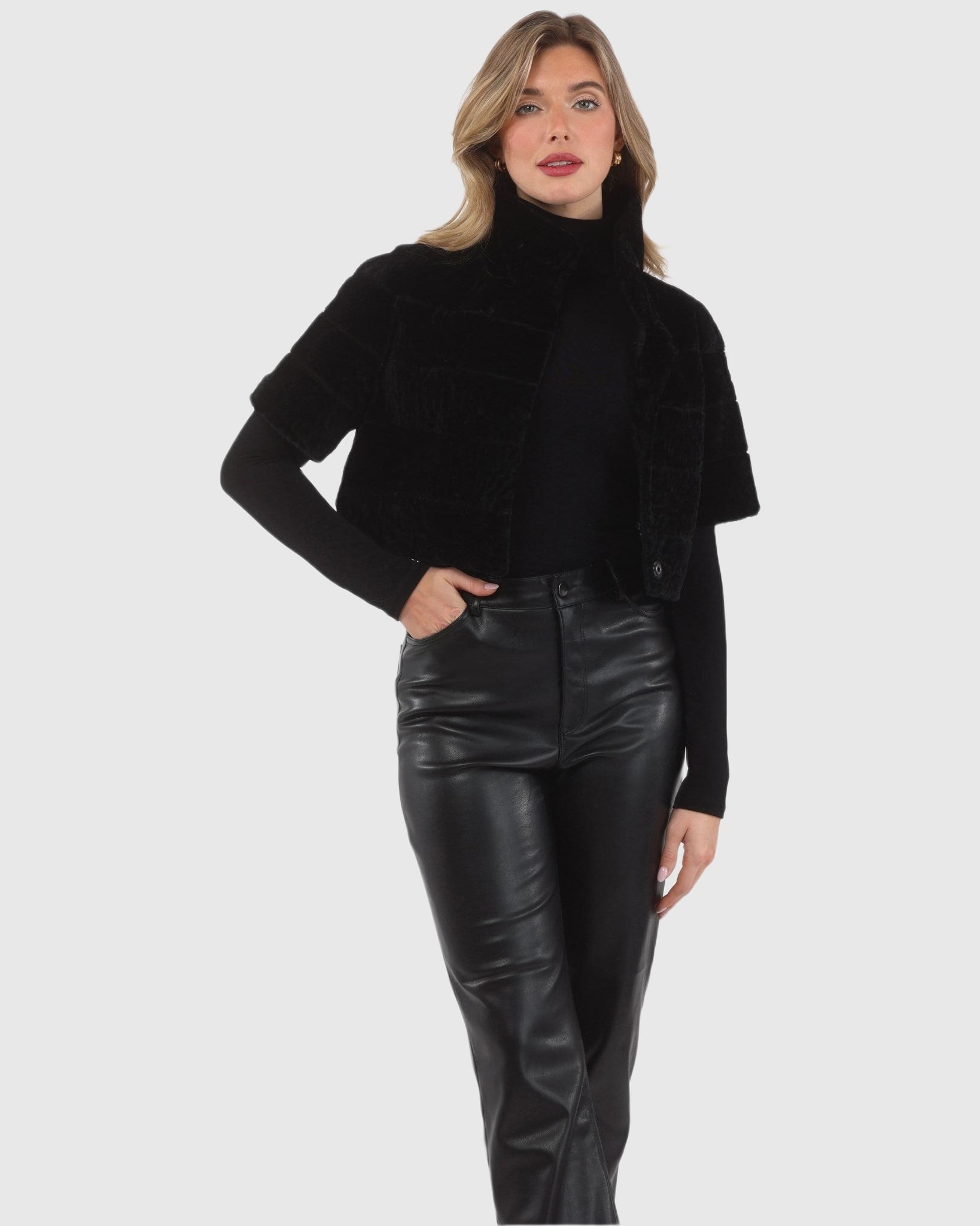 #Color_BLACK/BLACK