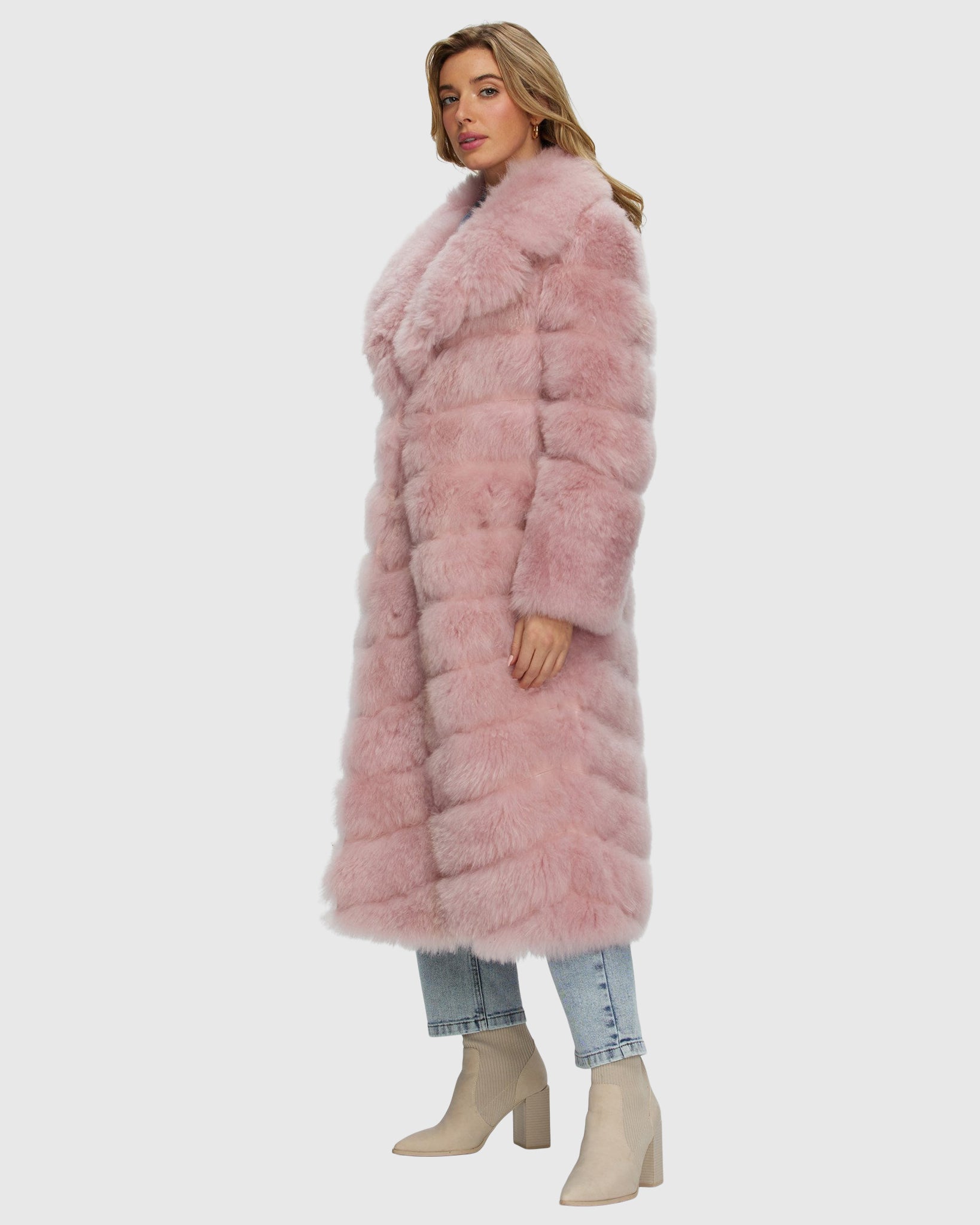 #Color_LIGHT PINK