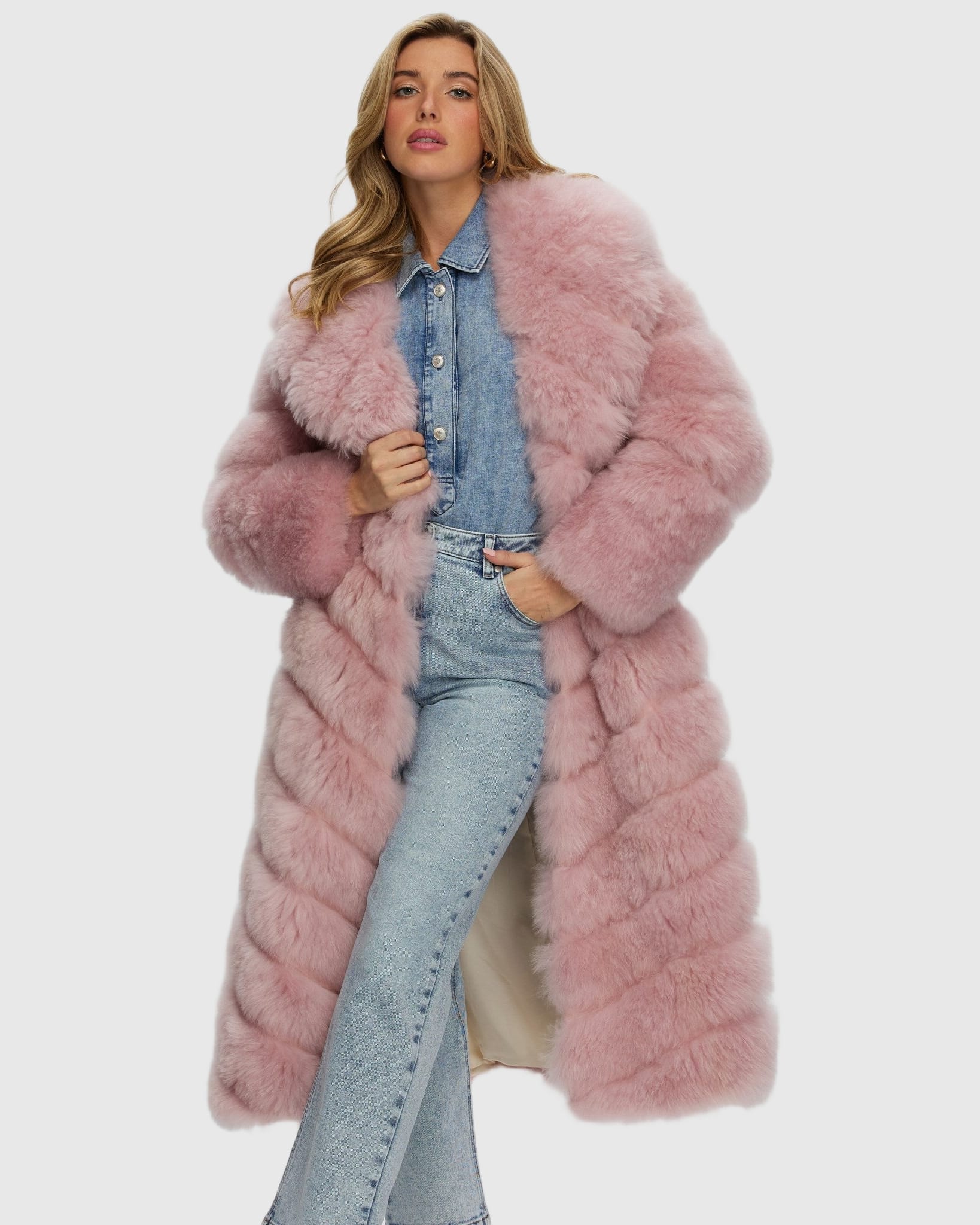 #Color_LIGHT PINK