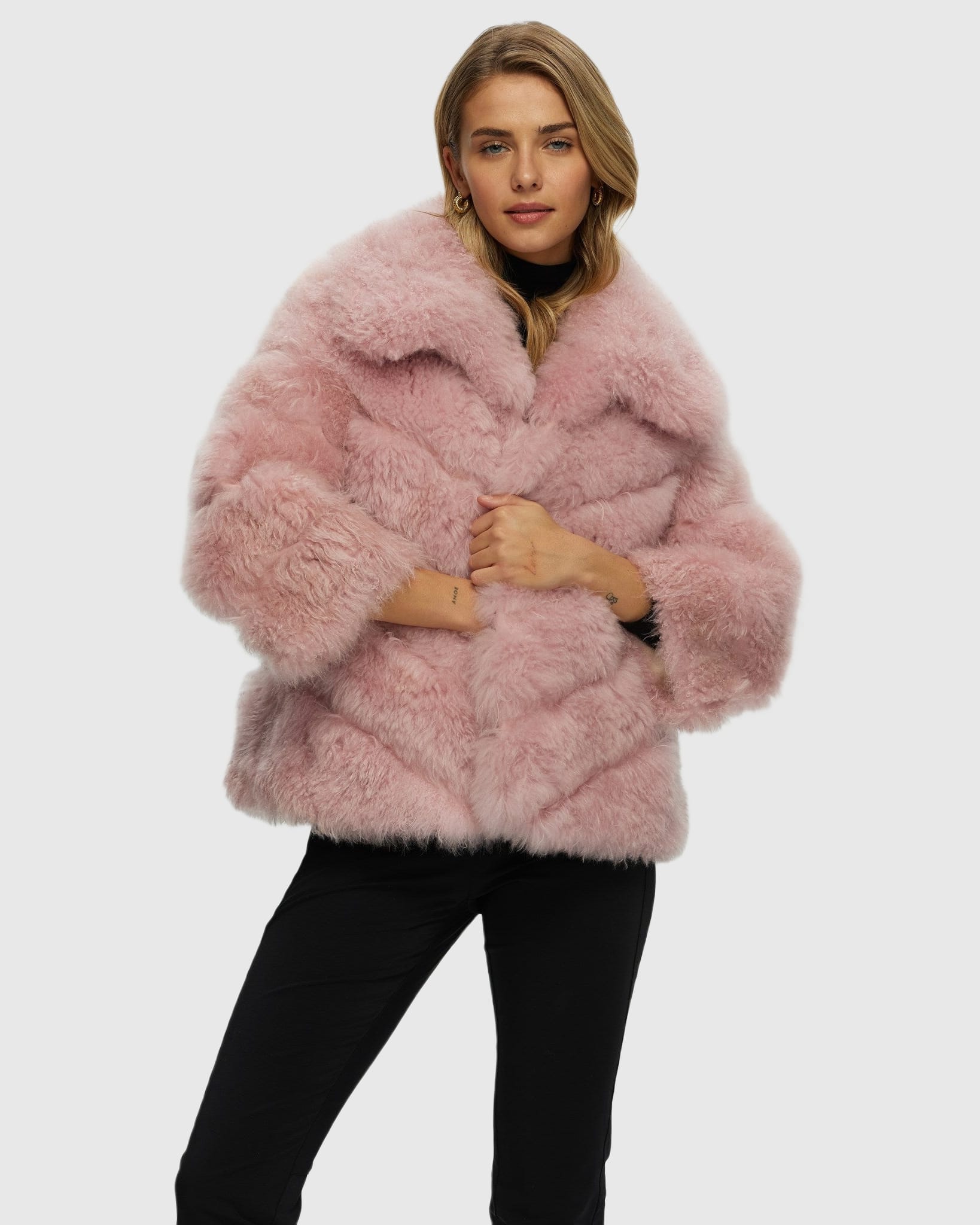 #Color_LIGHT PINK