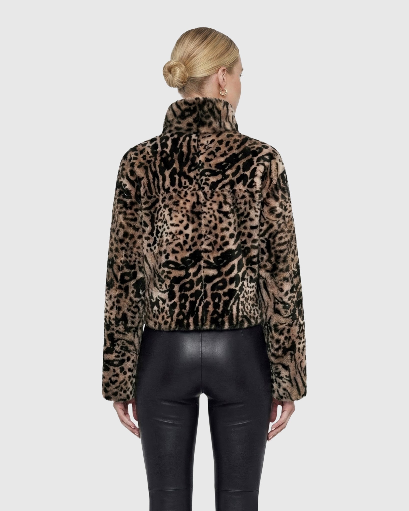 #Color_Tan Chta Print
