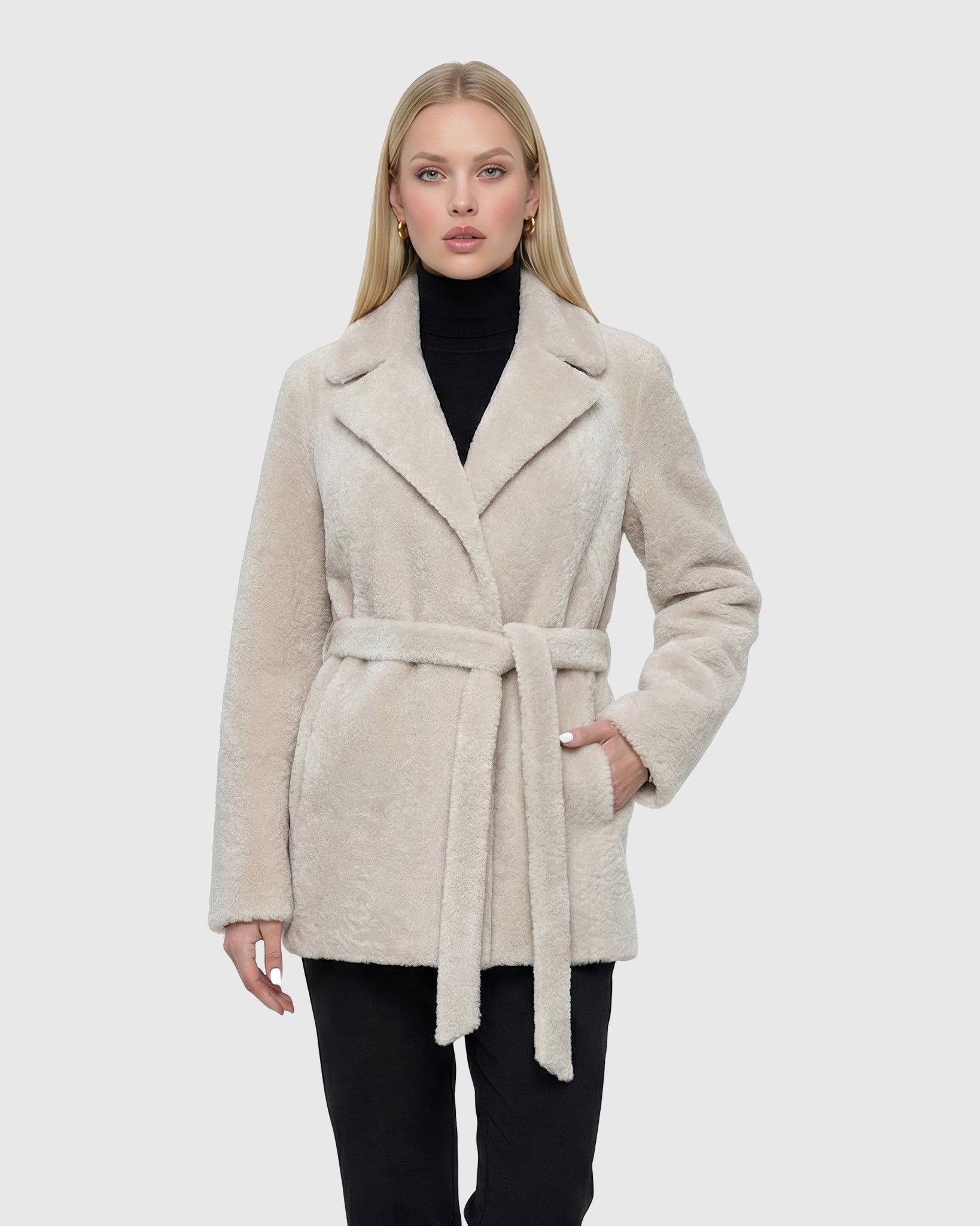 #Color_Beige