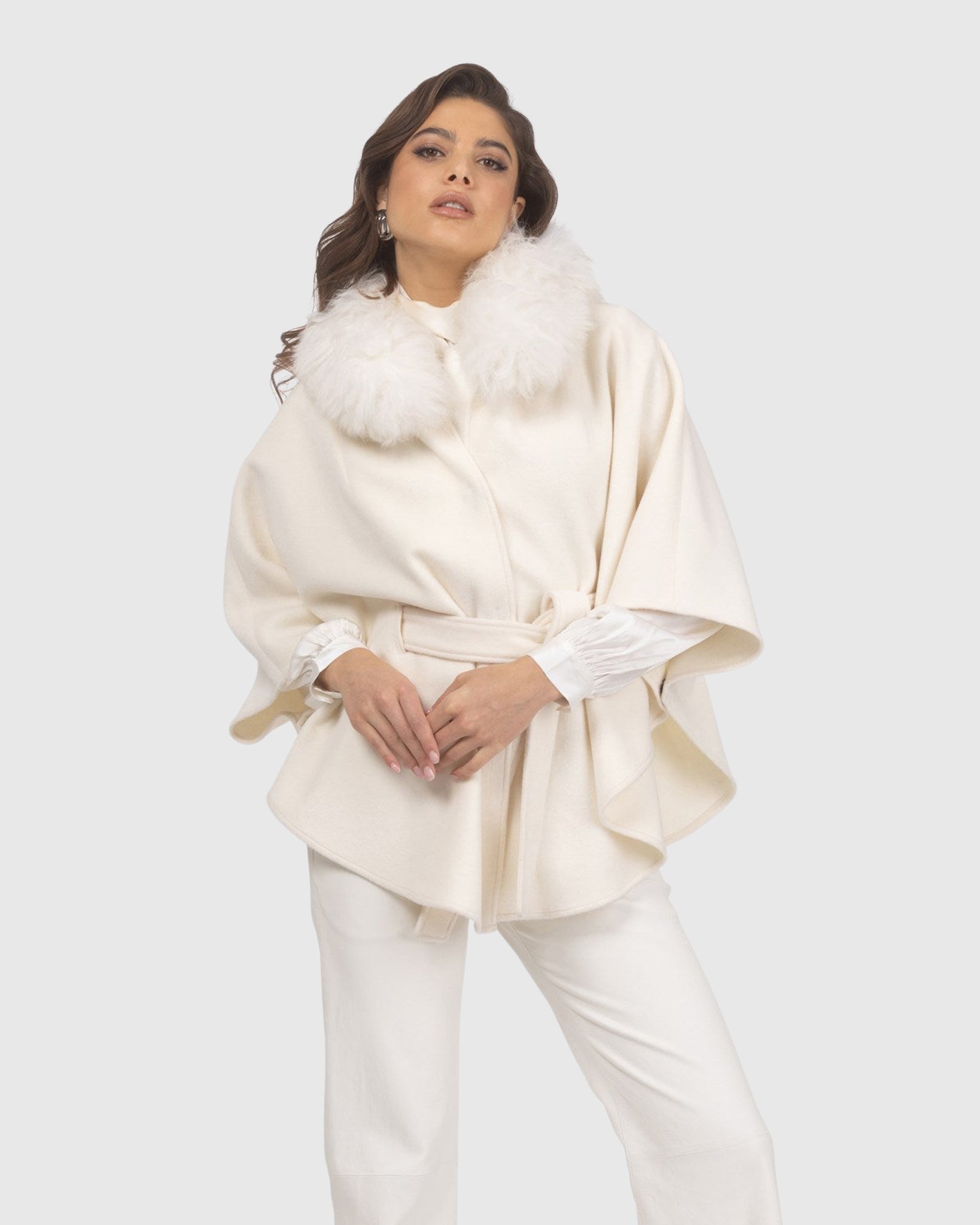 #Color_IVORY