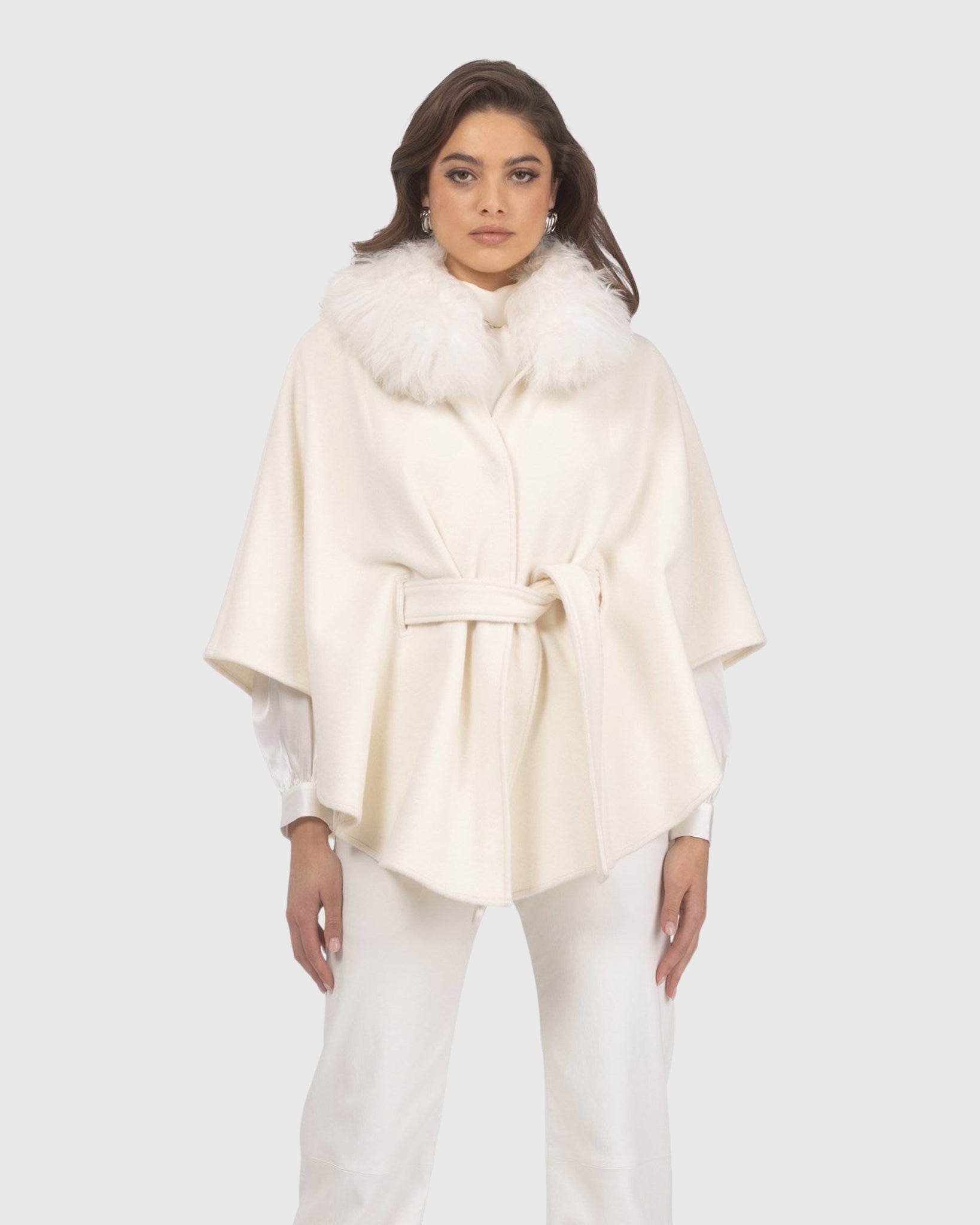 #Color_IVORY
