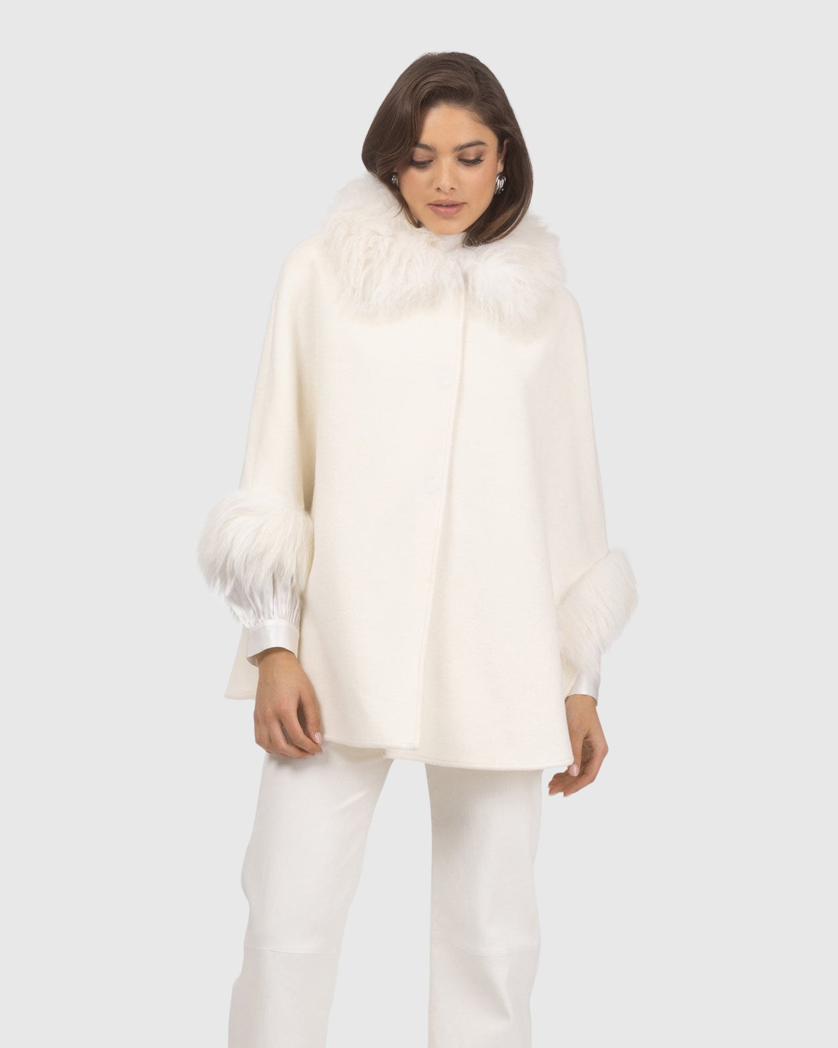 #Color_IVORY