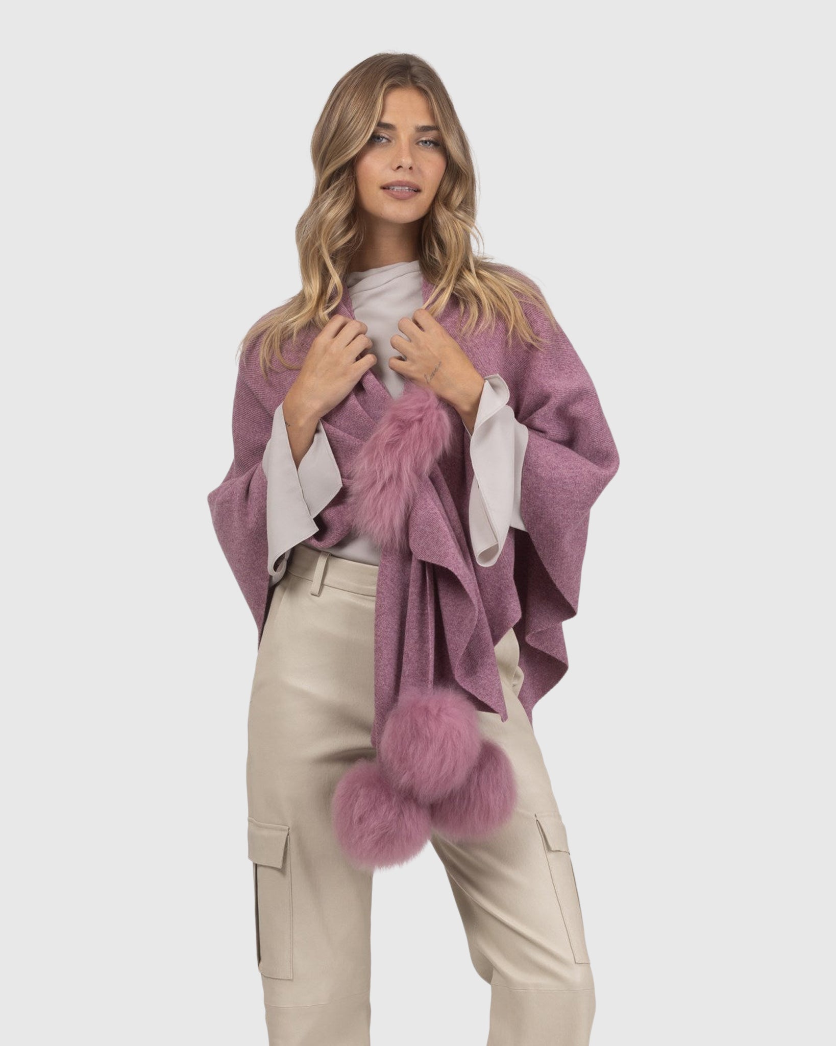 #Color_MAUVE