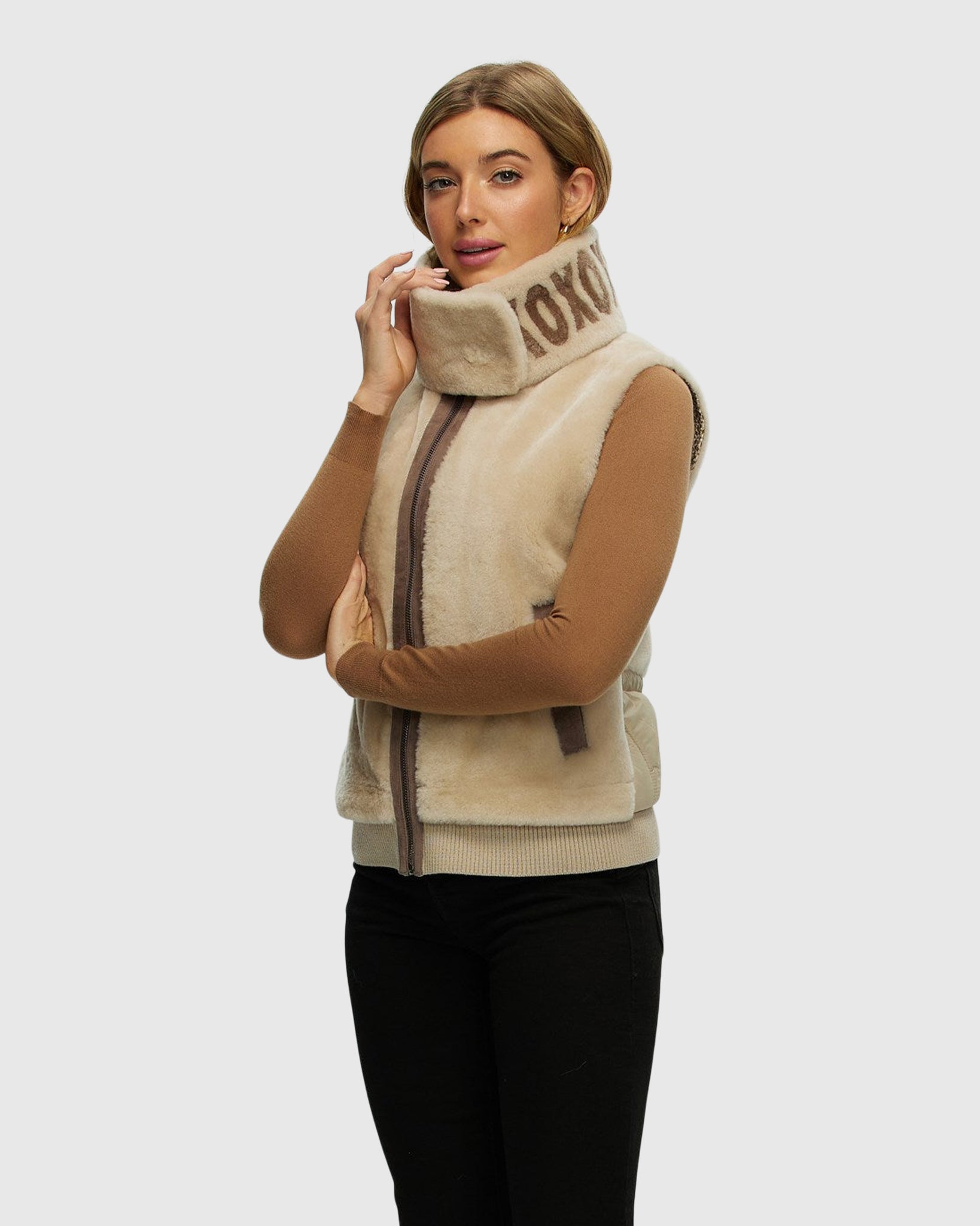 #Color_BEIGE