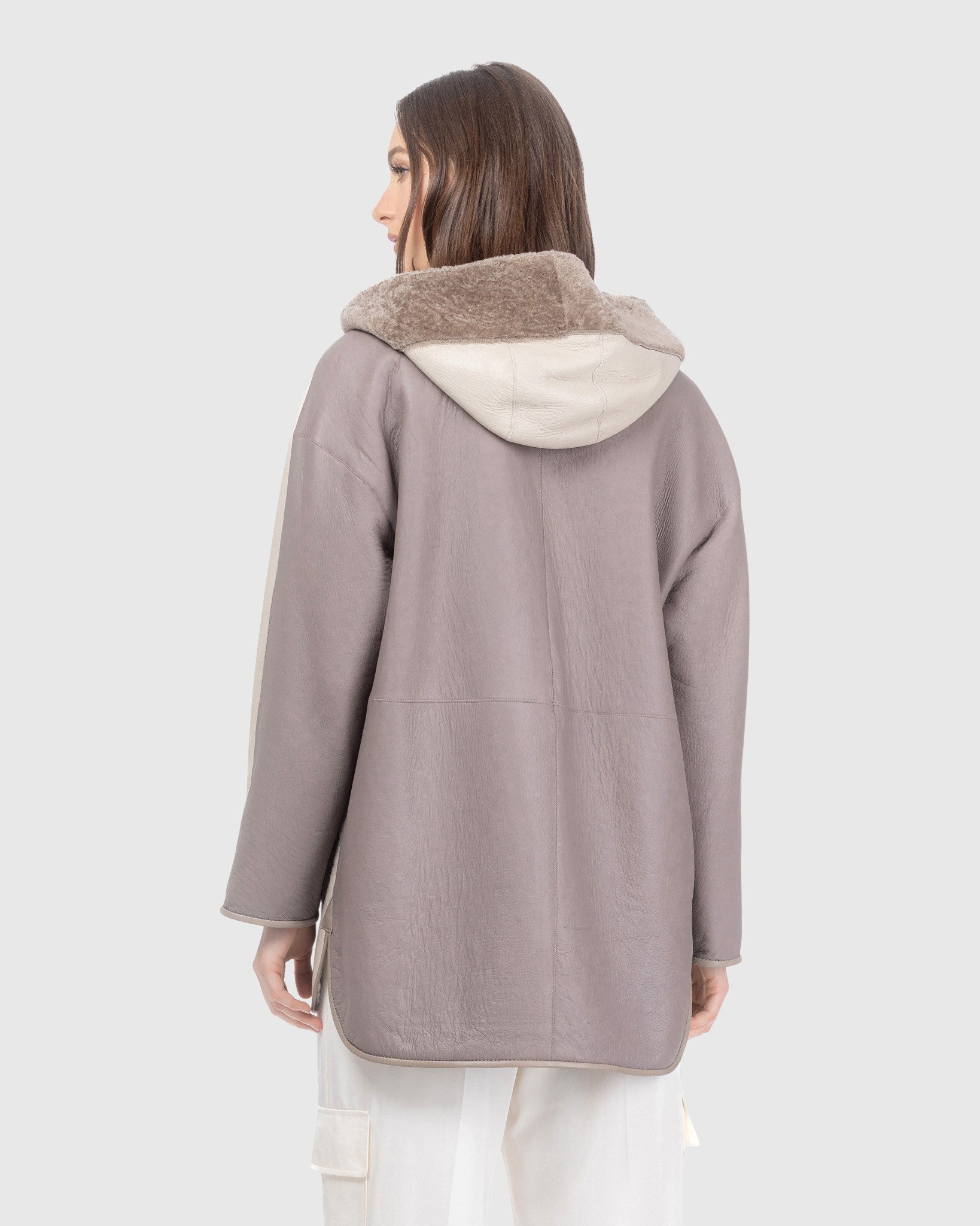 #Color_BEIGE/TAUPE